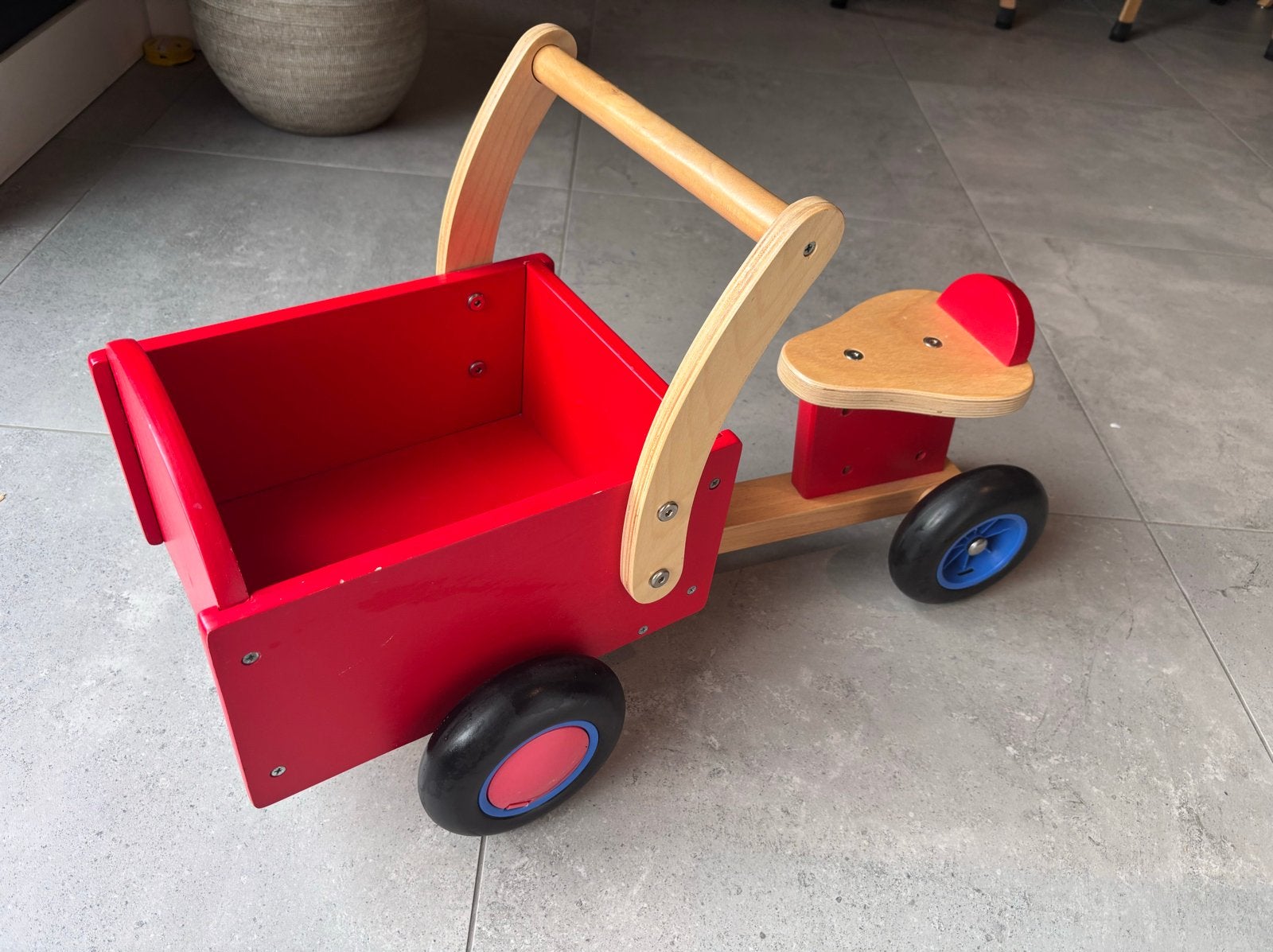 Bandits and Angels Houten Loopfiets met Bak - Rood, Ophalen, Gebruikt, Loopfiets
