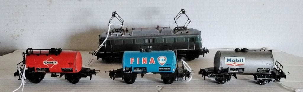 Trix Express E 40 met ketelwagons, Gelijkstroom of Wisselstroom, Trix, Ophalen of Verzenden, Gebruikt