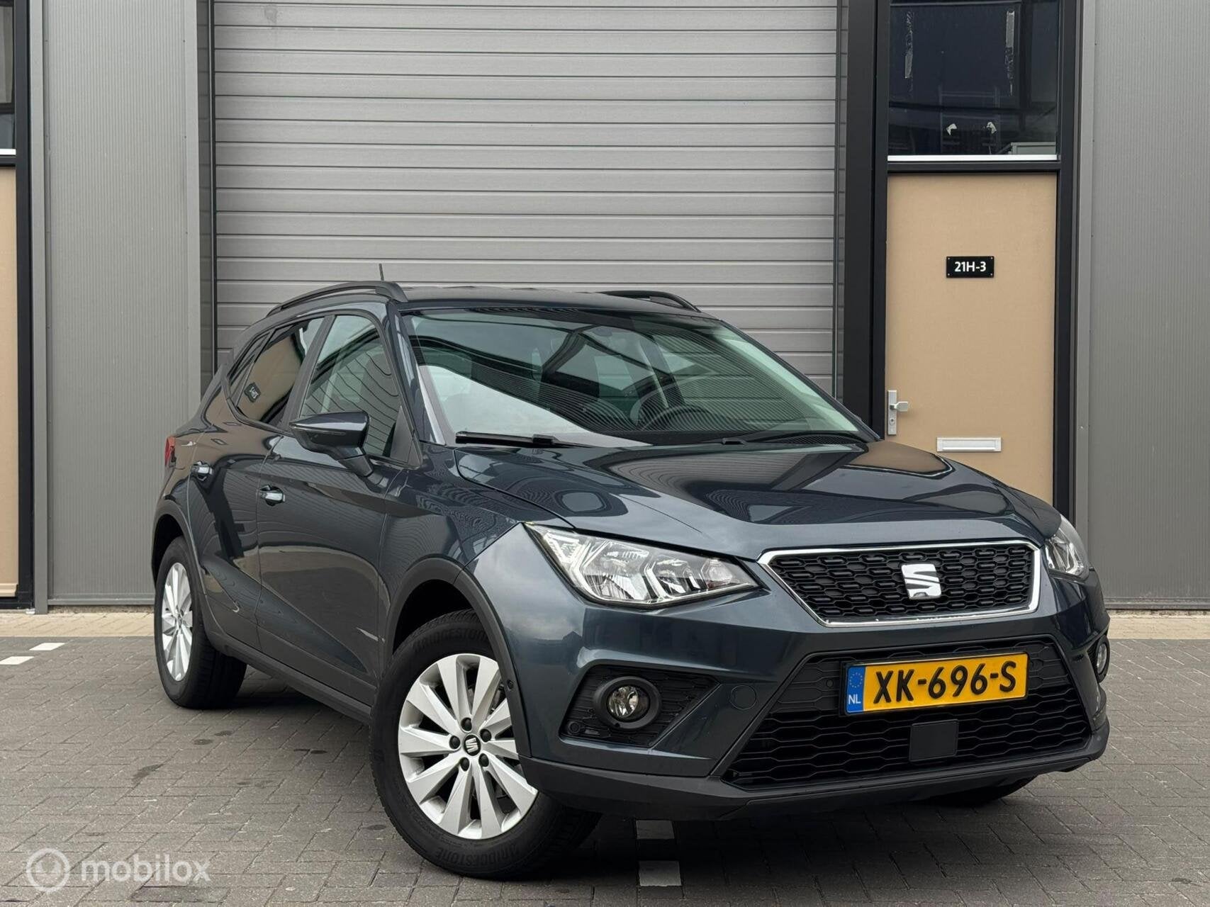 Seat Arona 1.0 TSI Style BI+ / Adap / Clim / Trek / keyless, Auto's, Voorwielaandrijving, Stof, Gebruikt, 95 pk