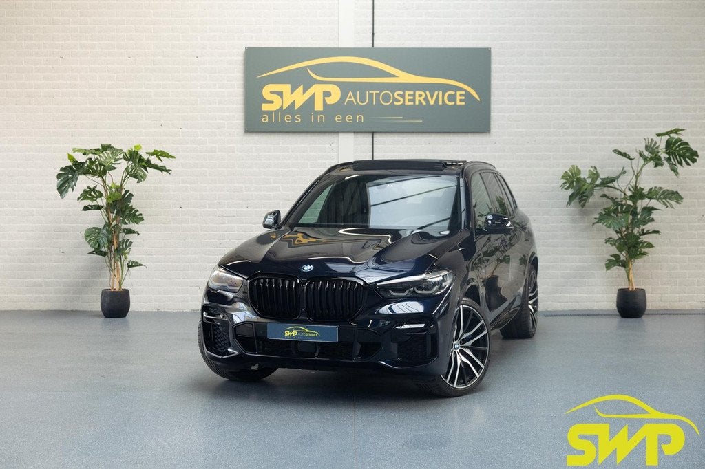 BMW X5 xDrive45e High Executive | M-sport | Pano | 360 cam |, Auto's, BMW, Automaat, Gebruikt, 394 pk, Alcantara