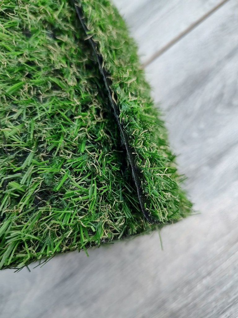 Kunstgras 100x200 cm, nieuw op rol., Tuin en Terras, Ophalen of Verzenden, Nieuw, Minder dan 10 m², Kunstgras