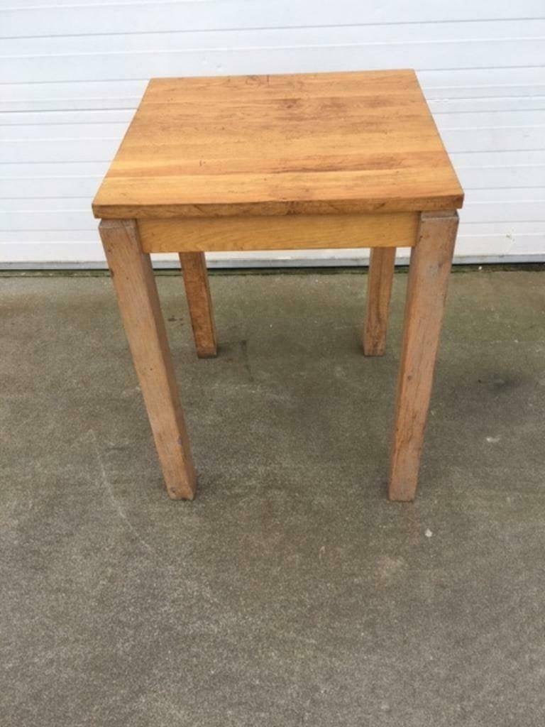 Houten halfhoge statafel 70x70 cm, Ophalen