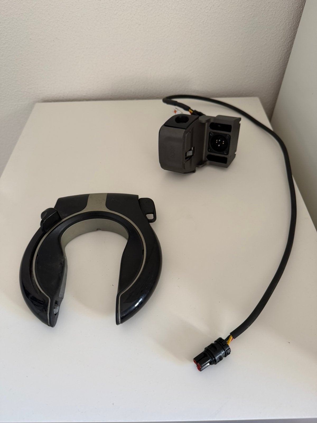 Ion ringslot + accuslot / dockingstation, Ophalen of Verzenden, Zo goed als nieuw, Minder dan 2 meter, Overige kabels