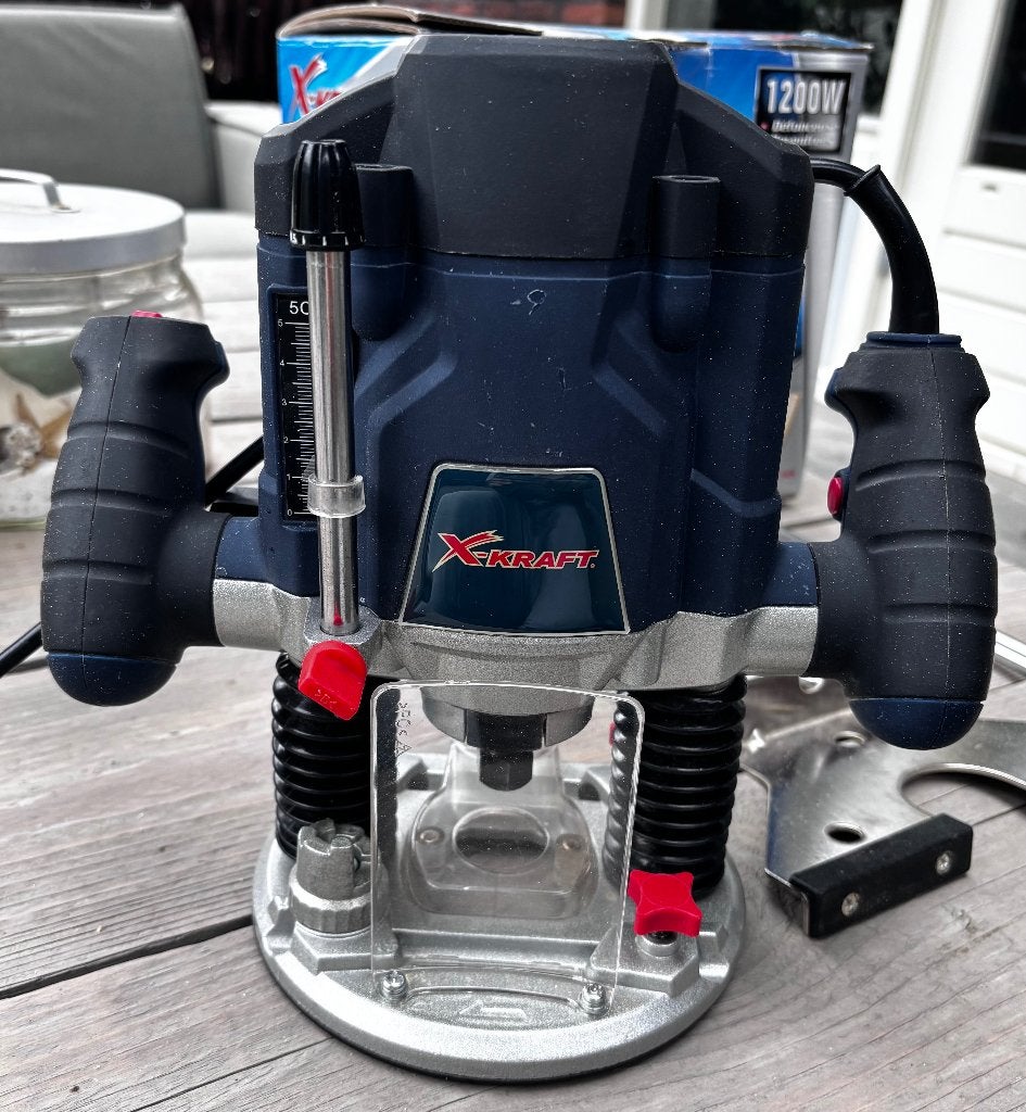 X-KRAFT Bovenfrees 1200W met accessoires en frezenset, Gebruikt, Ophalen of Verzenden, Bovenfrees, X-KRAFT