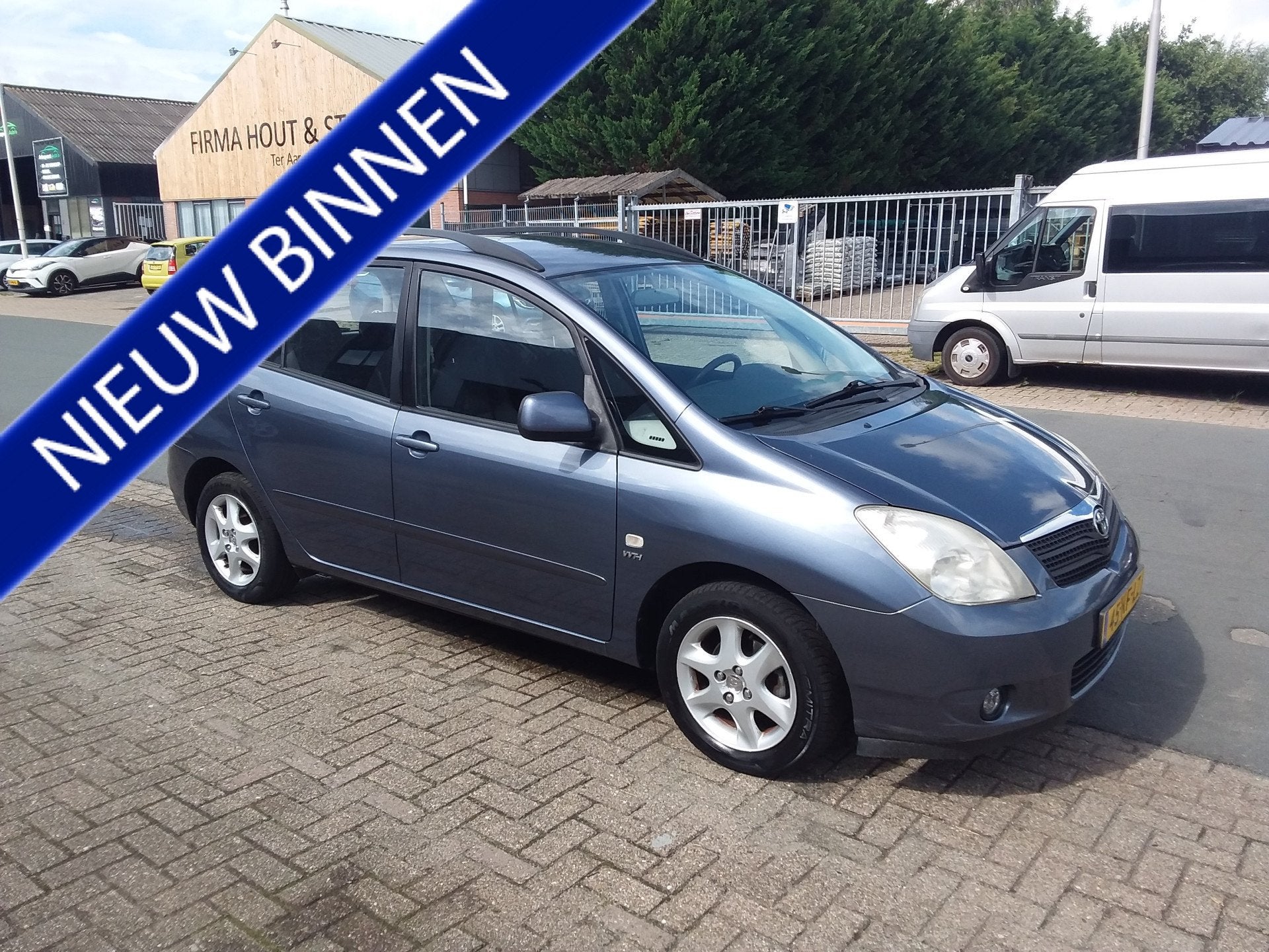 Toyota Corolla Verso 1.6 VVT-i Linea Luna (bj 2003), Auto's, Toyota, Voorwielaandrijving, 450 kg, Gebruikt, 4 cilinders