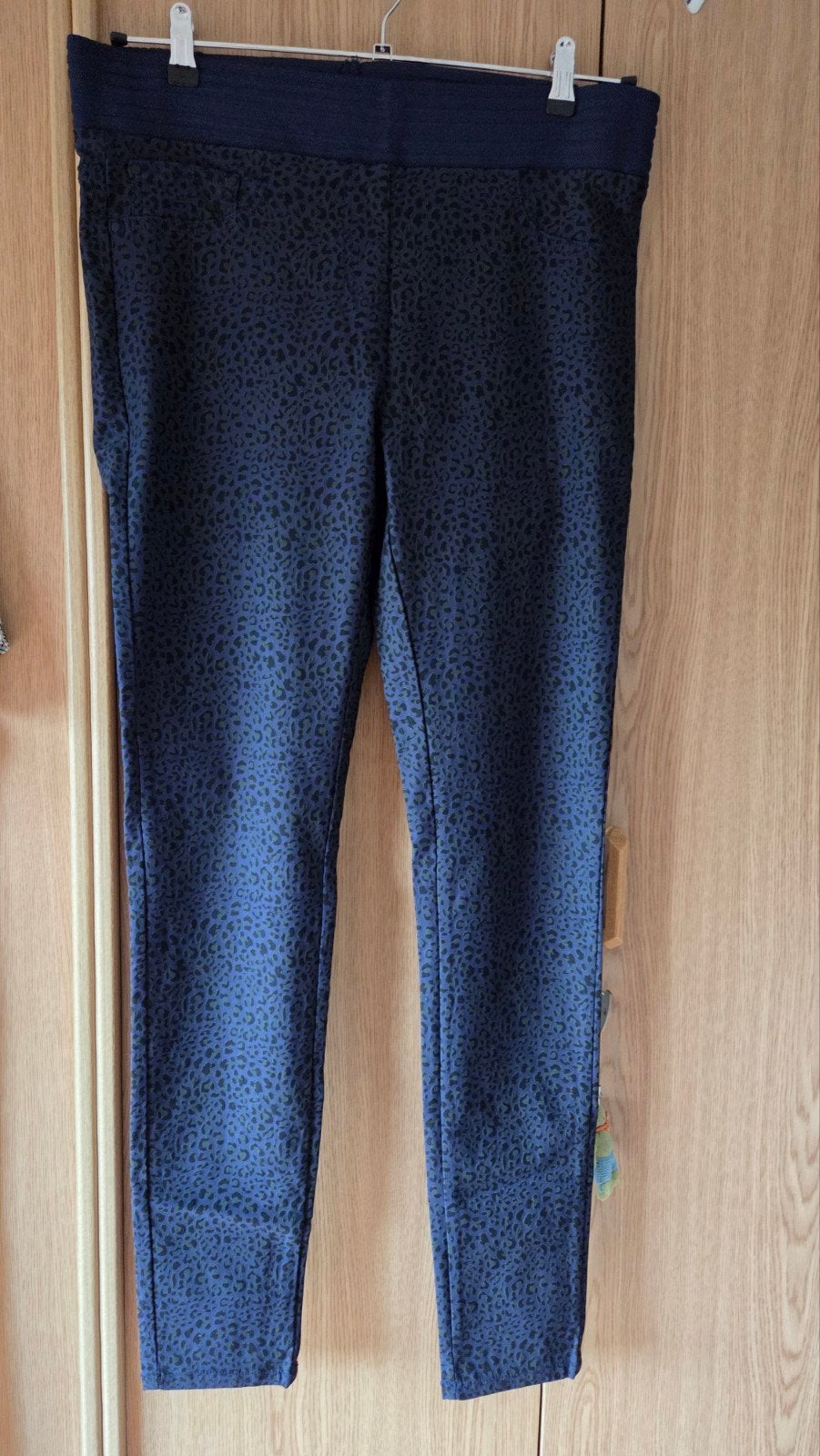 Freequent broek met leuke print - Maat XL, Kleding | Dames, Broeken en Pantalons, Freequent, Paars, Ophalen of Verzenden, Zo goed als nieuw