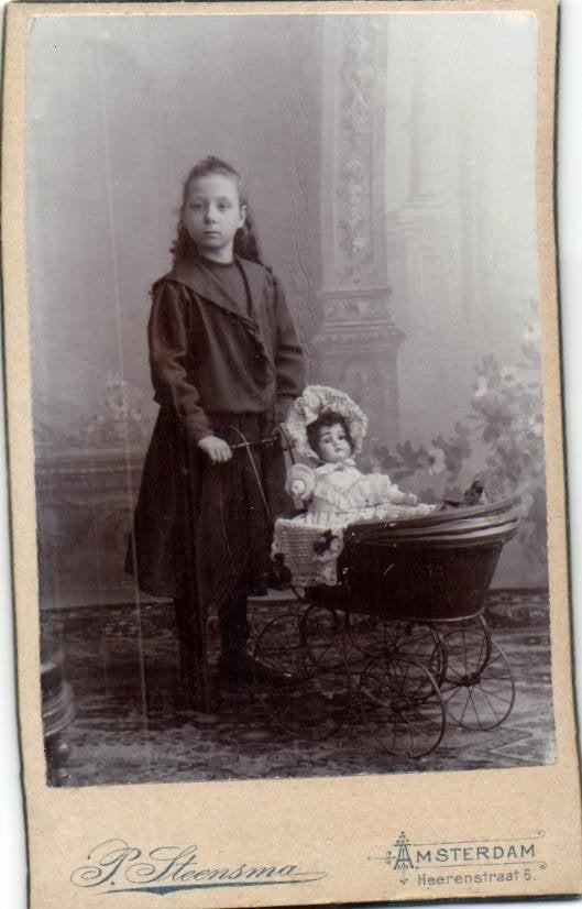 CDV - P. Steensma - Heerenstr. -Amsterdam -Kind Poppenwagen, Gebruikt, Verzenden, Foto, Voor 1940