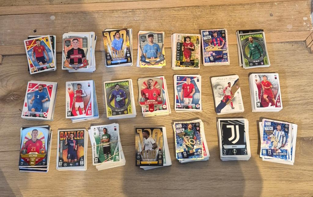 1000+ Topps Match Attax Kaarten 23/24 & EK2024, Ophalen of Verzenden, Zo goed als nieuw, Buitenlandse clubs, Poster, Plaatje of Sticker