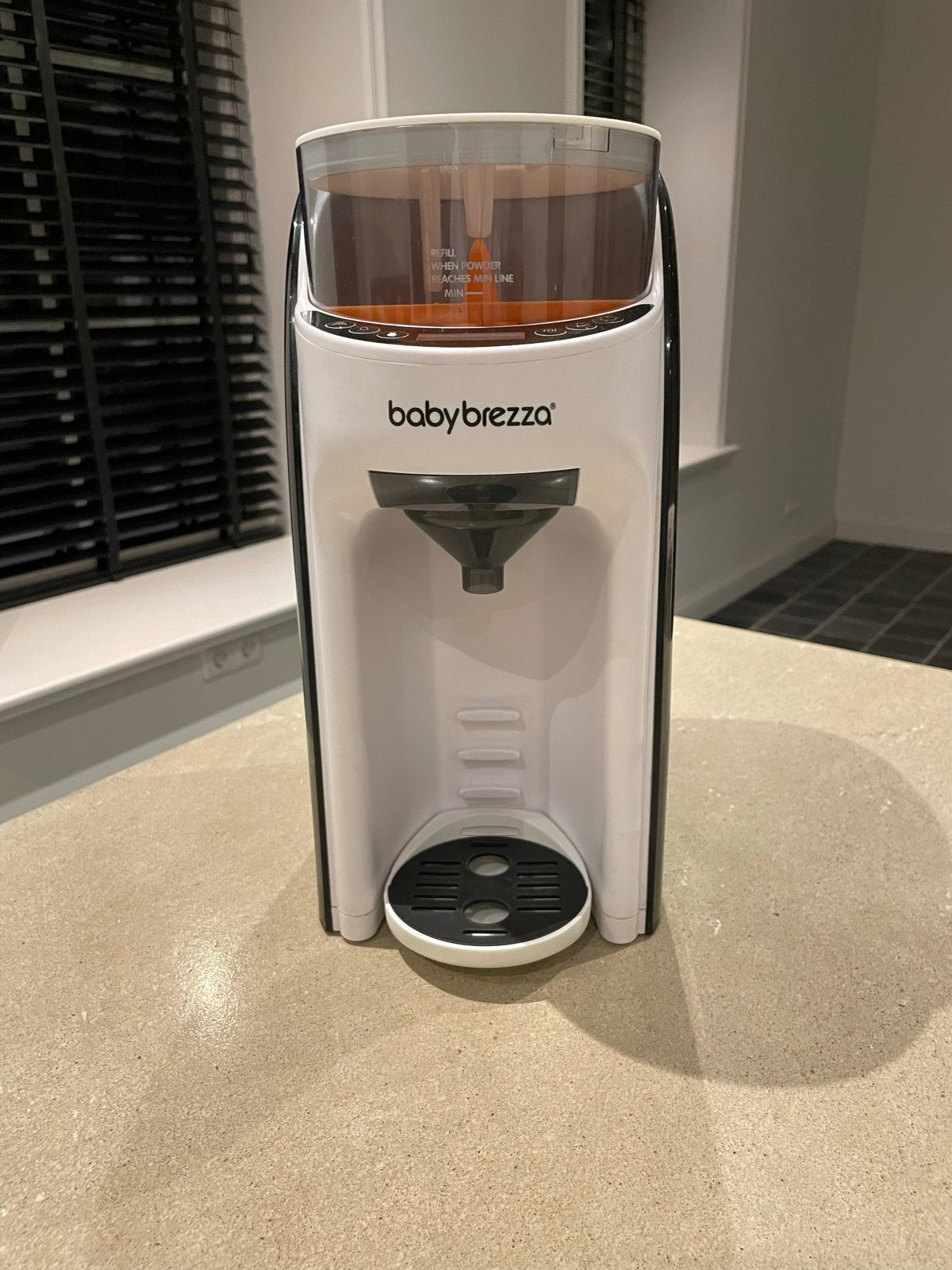 Baby Brezza Formula Pro Advanced Flessenmaker, Automatisch, Ophalen of Verzenden, Zo goed als nieuw, Flessenmaker