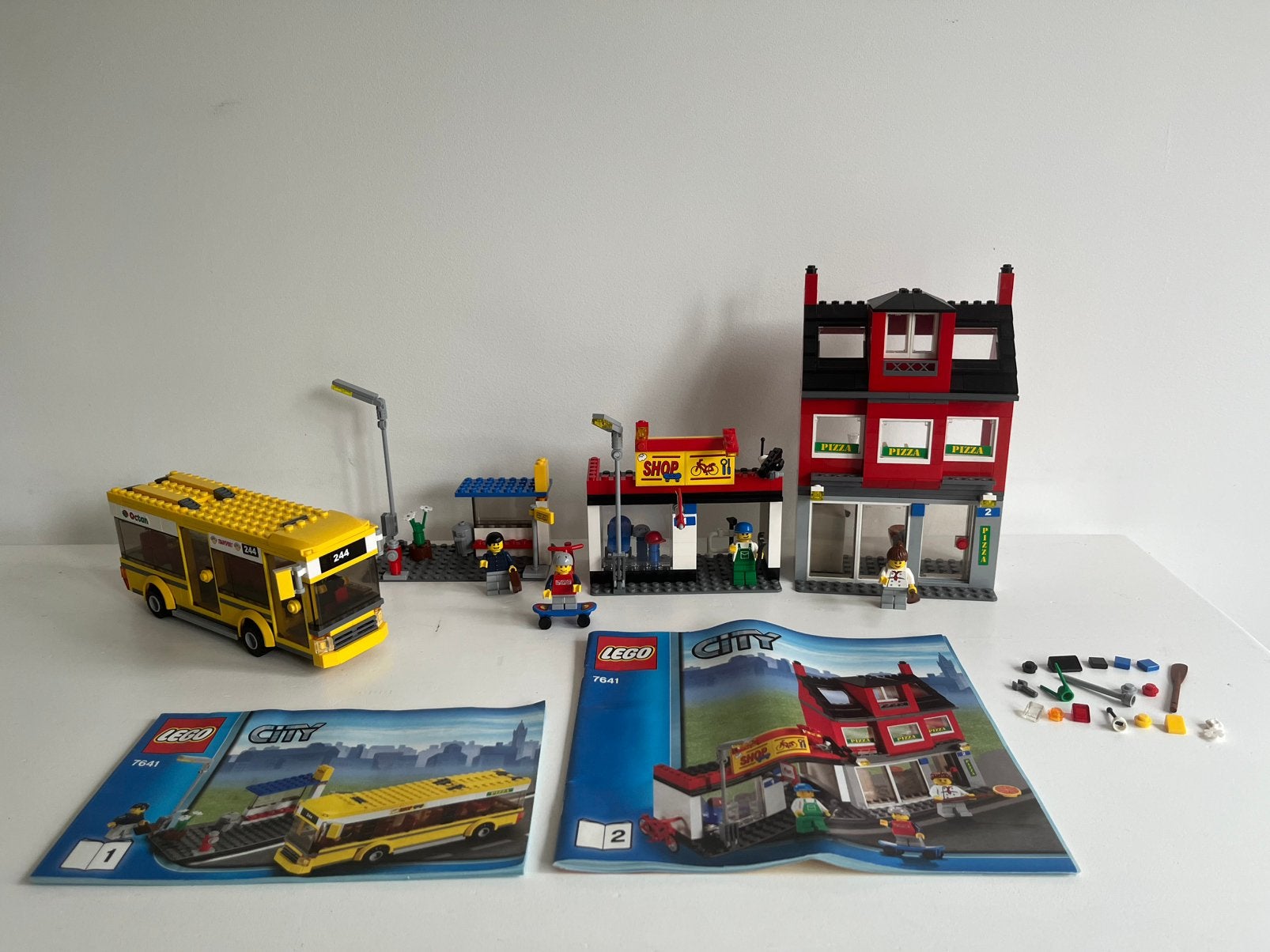 LEGO City 7641 City Corner (Compleet), City, Lego, Ophalen of Verzenden, Zo goed als nieuw