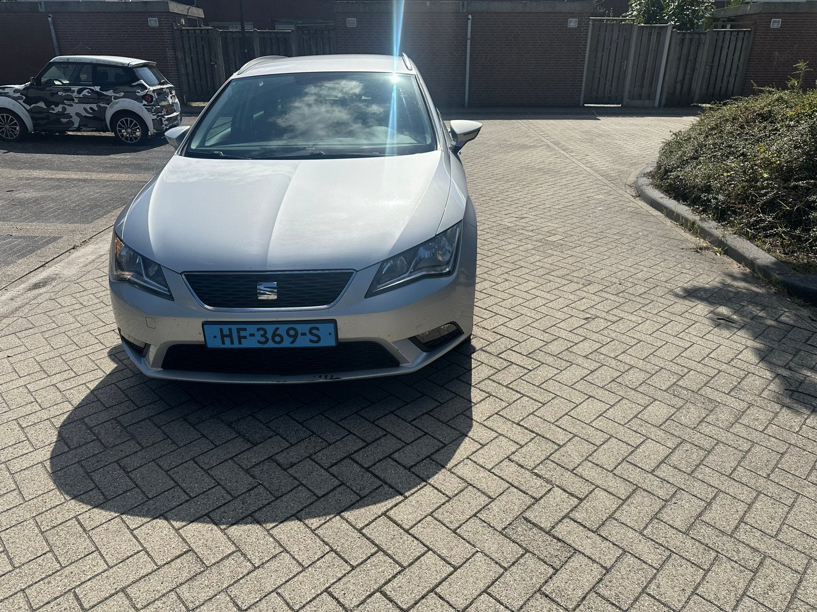 Seat Leon 1.6 TDI 110pk Dsg-7 2015 Grijs, Auto's, 4 cilinders, Origineel Nederlands, Stationwagon, Diesel