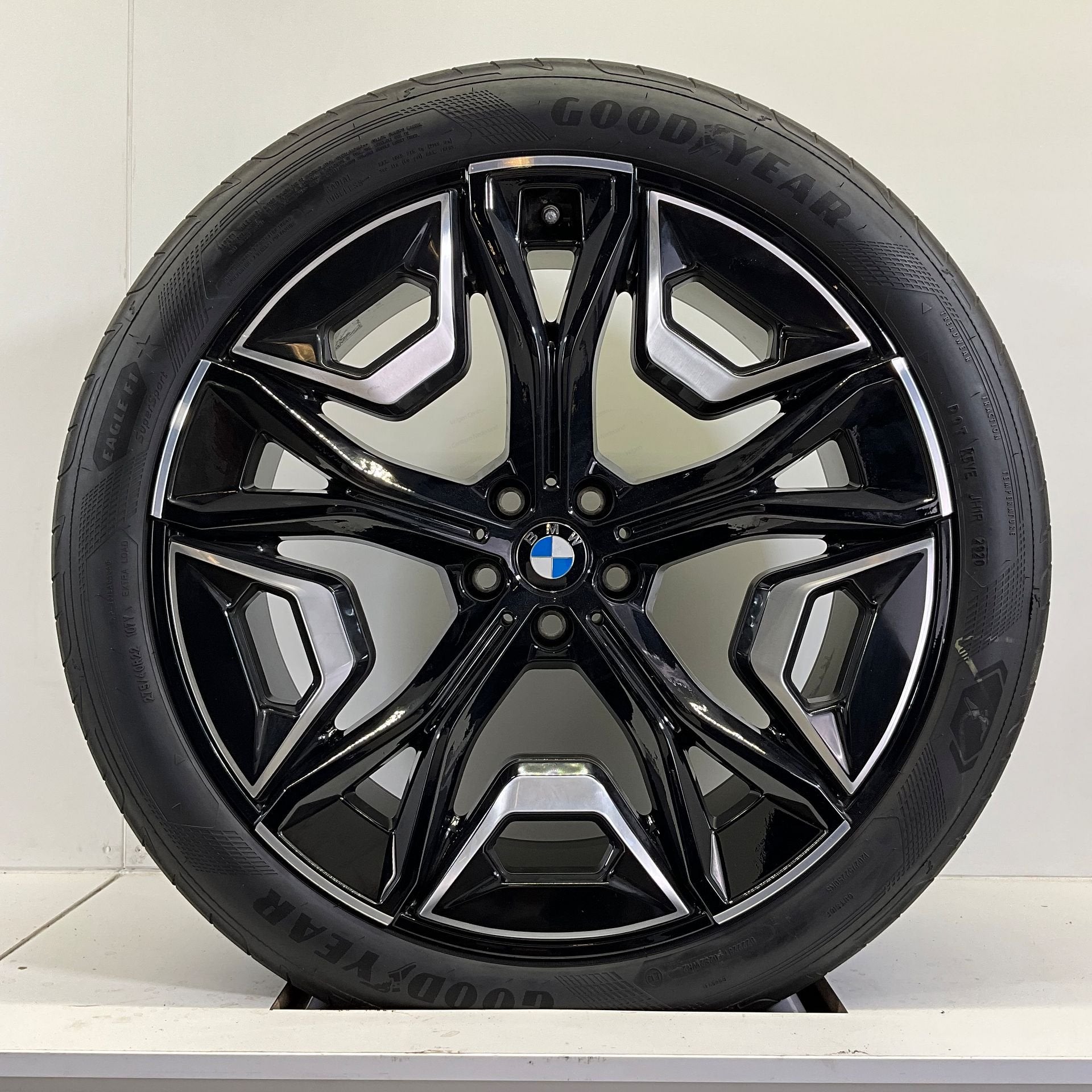 BMW IX I20 BREEDSET VELGEN + ZOMERBANDEN 22 INCH ORIG. 1020, Gebruikt, -, 275 mm, -