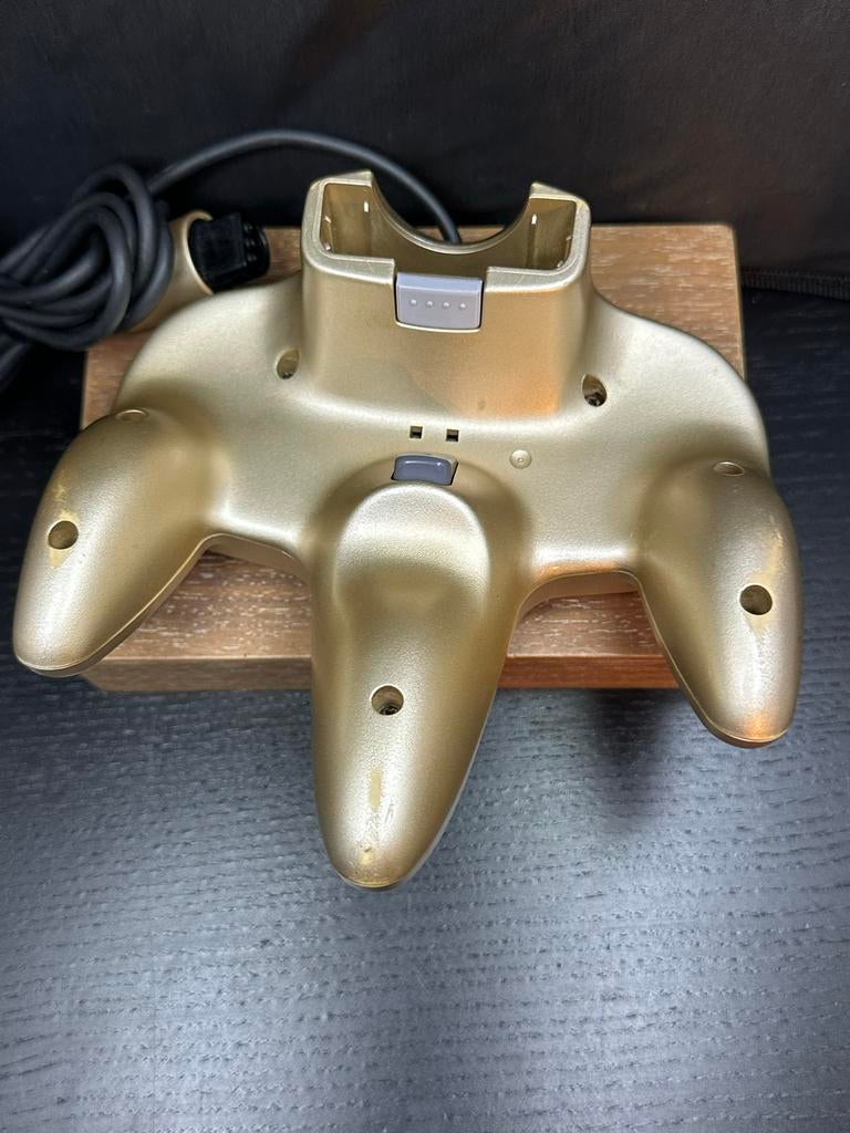 Nintendo 64 Controller Goud - Refurbished met Nieuwe Joystic, S, Refurbished, Ophalen of Verzenden, H