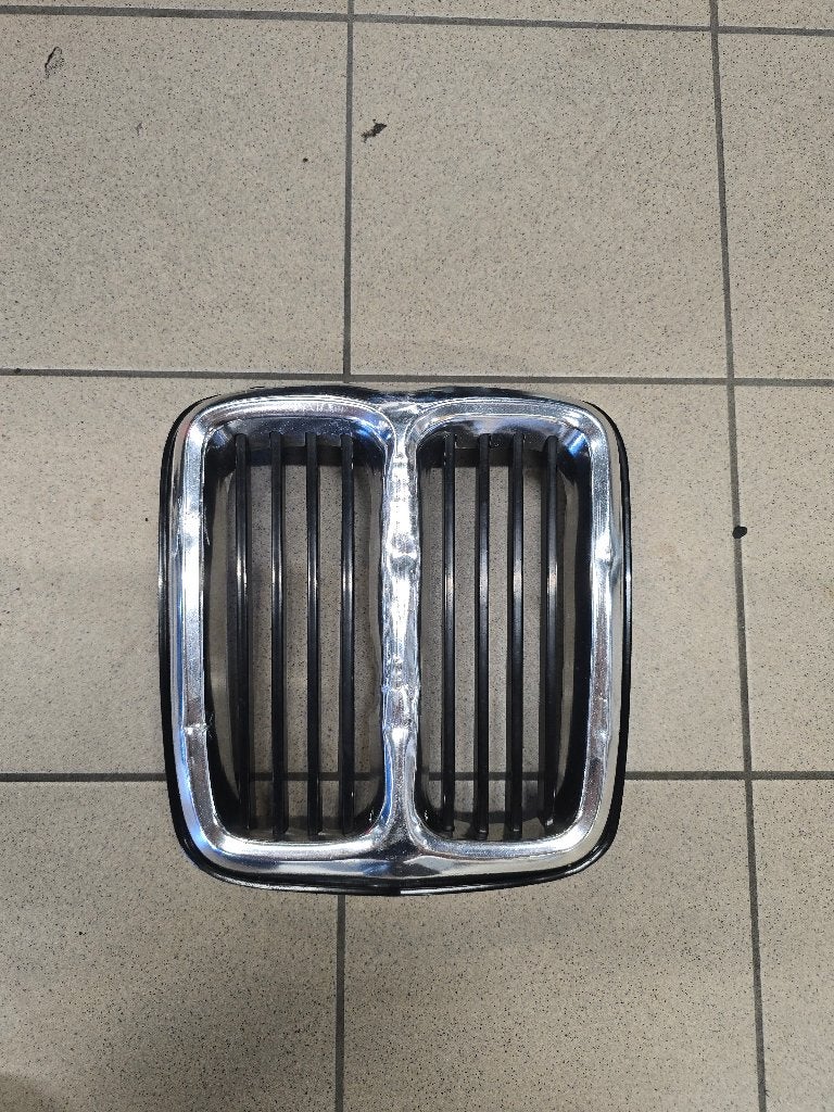 BMW E21 Nieren (voorgrill), Ophalen, BMW, Bumper