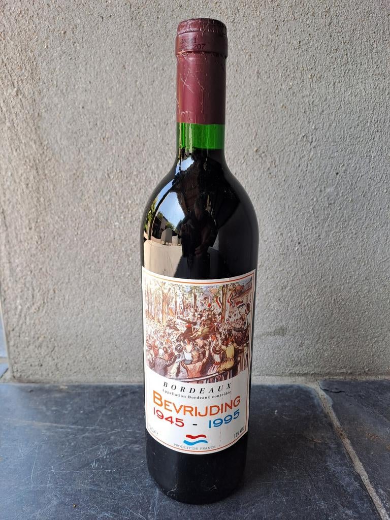 Bordeaux Bevrijding 1945-1995 Wijnfles - Collectors Item, Ophalen of Verzenden, Gebruikt