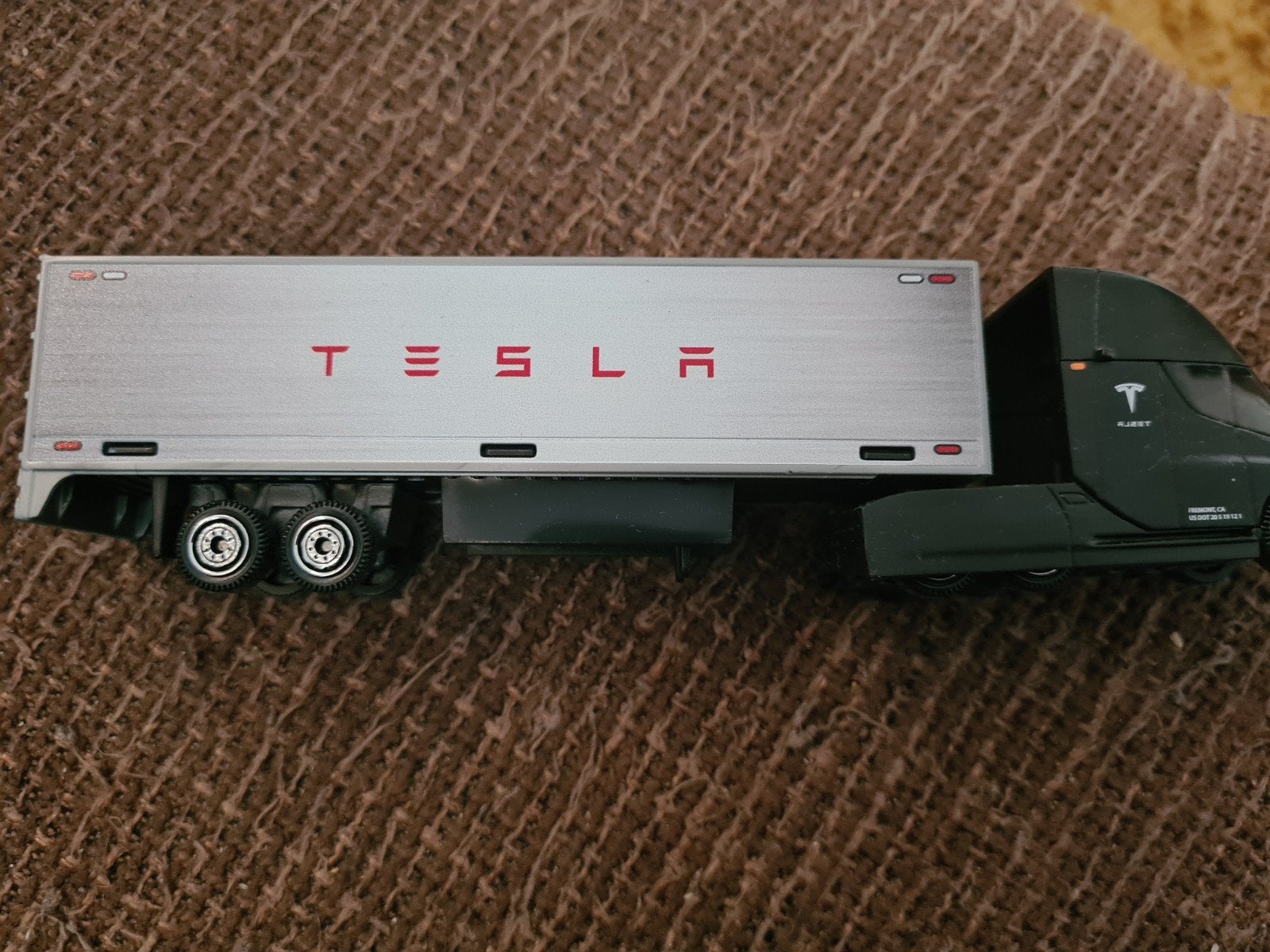 Tesla semi truck, Ophalen of Verzenden, Zo goed als nieuw, Auto