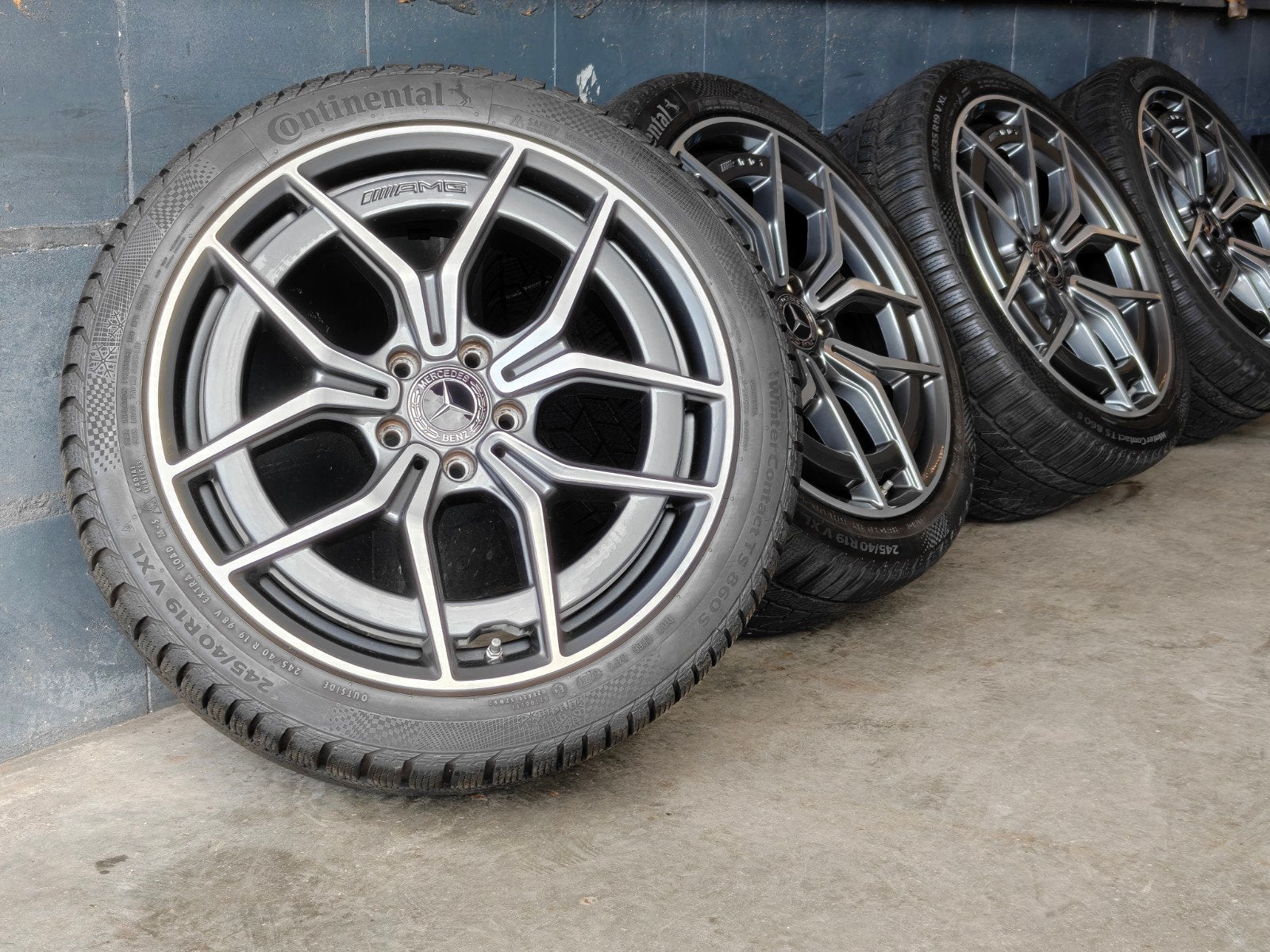 19" Originele Mercedes E Klasse W213 Winterset AMG, 19 inch, Info@mercedes-benz.nl, 3439LD, Banden en Velgen