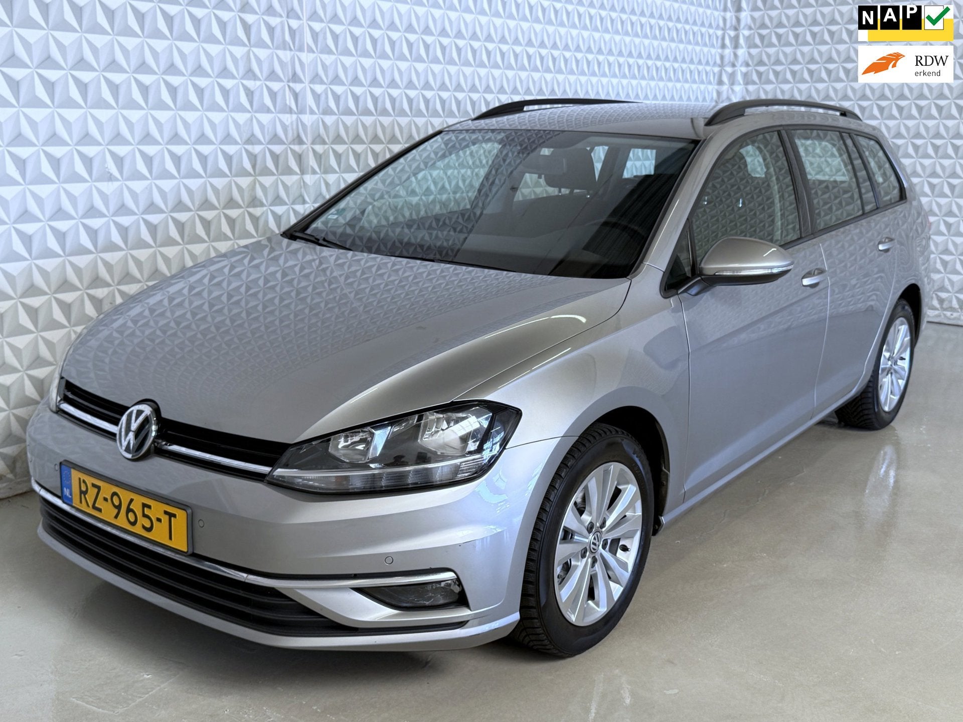 Volkswagen Golf Variant 1.0 TSI Comfortline ACC + TREKHAAK (, Auto's, 1195 kg, Gebruikt, Euro 6, Origineel Nederlands