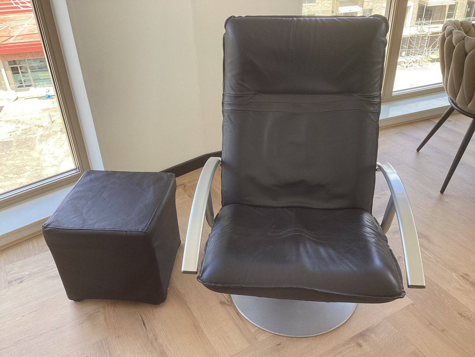 Relax fauteuil met poef/hocker- kantel en draaibaar, Ophalen, Overige materialen, Gebruikt, Modern