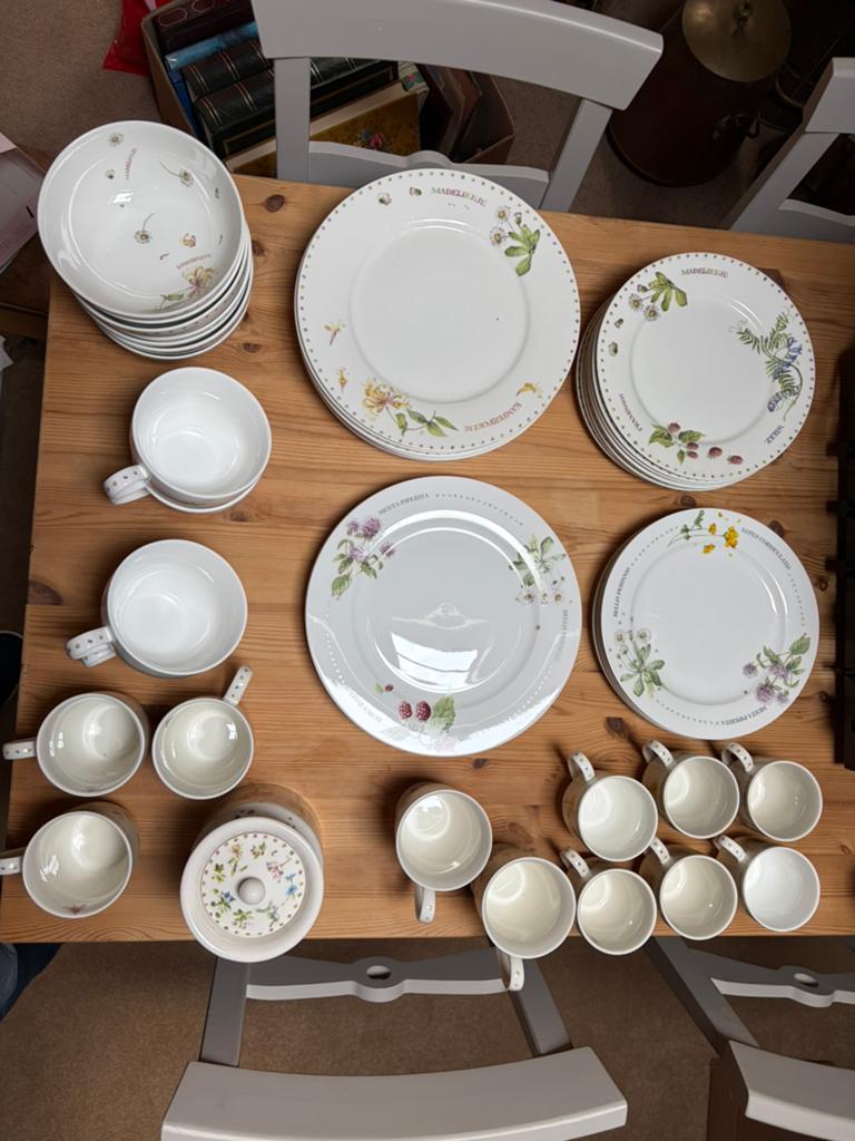 Marjolein Bastin servies, Huis en Inrichting, Keuken | Servies, Ophalen of Verzenden, Porselein, Overige stijlen