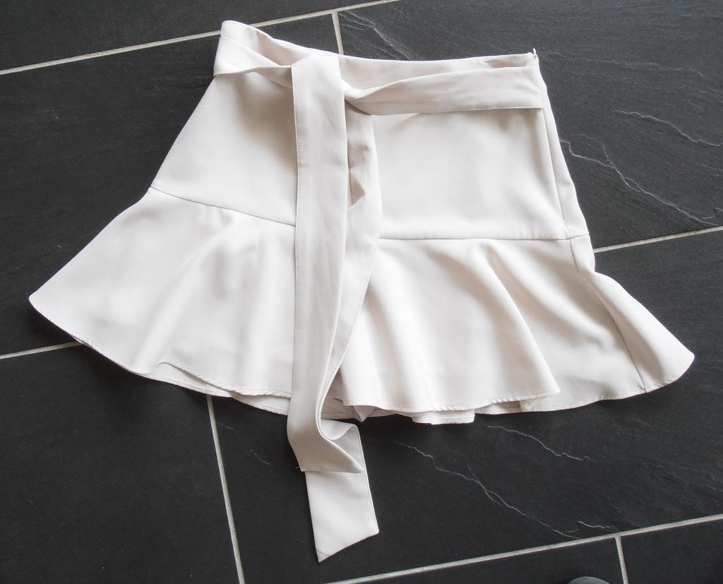 skort maat S, Kleding | Dames, Rokken, Overige kleuren, Zara, Ophalen of Verzenden, Zo goed als nieuw