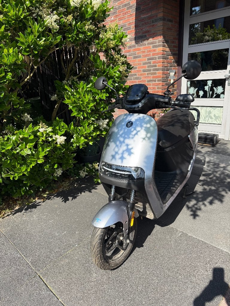 Segway E110S elektrische snorscooter, lage KM-stand, Fietsen en Brommers, Scooters | Overige merken, Ophalen, Elektrisch, Zo goed als nieuw