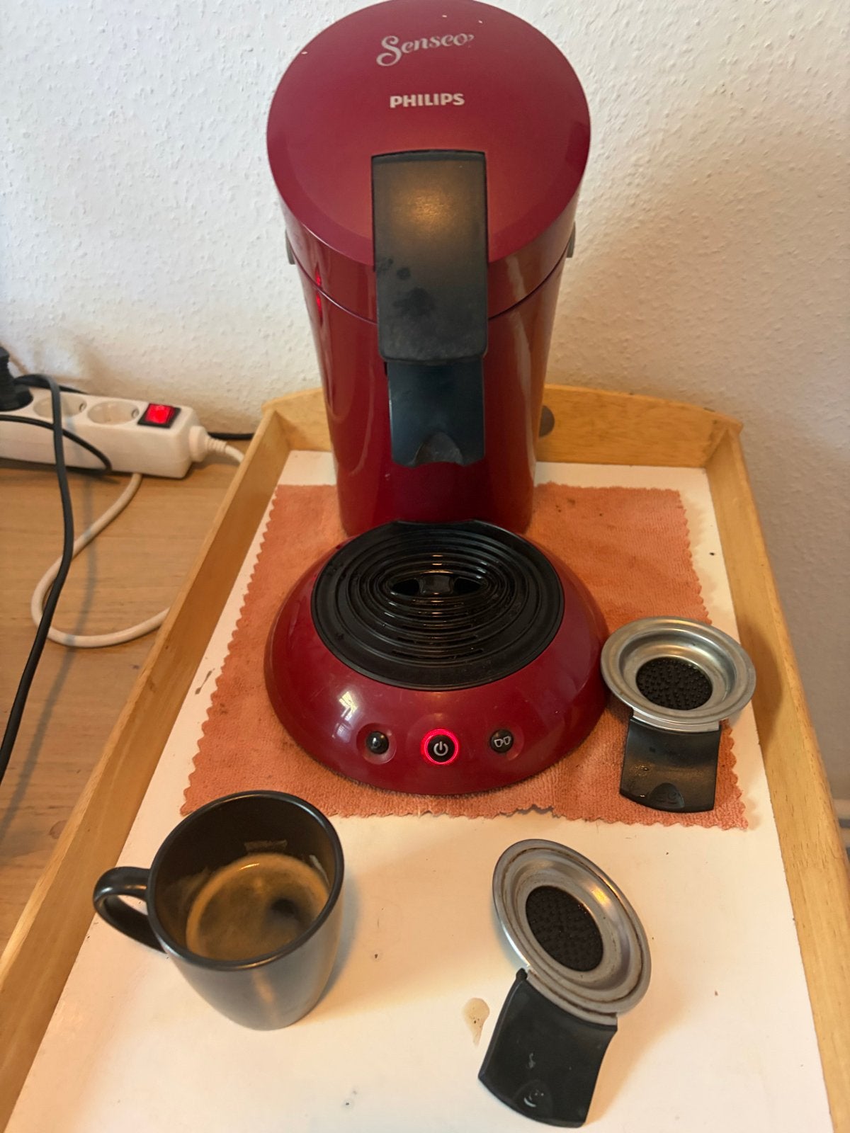 Philips Senseo Koffiezetapparaat Rood, Ophalen, Gebruikt, Koffiemachine, 1 kopje