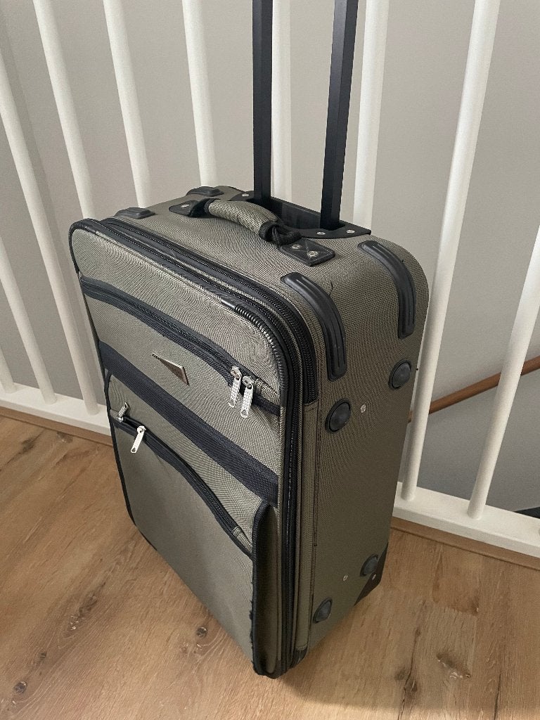 koffer, Zo goed als nieuw, 35 tot 45 cm, Ophalen, 60 tot 70 cm