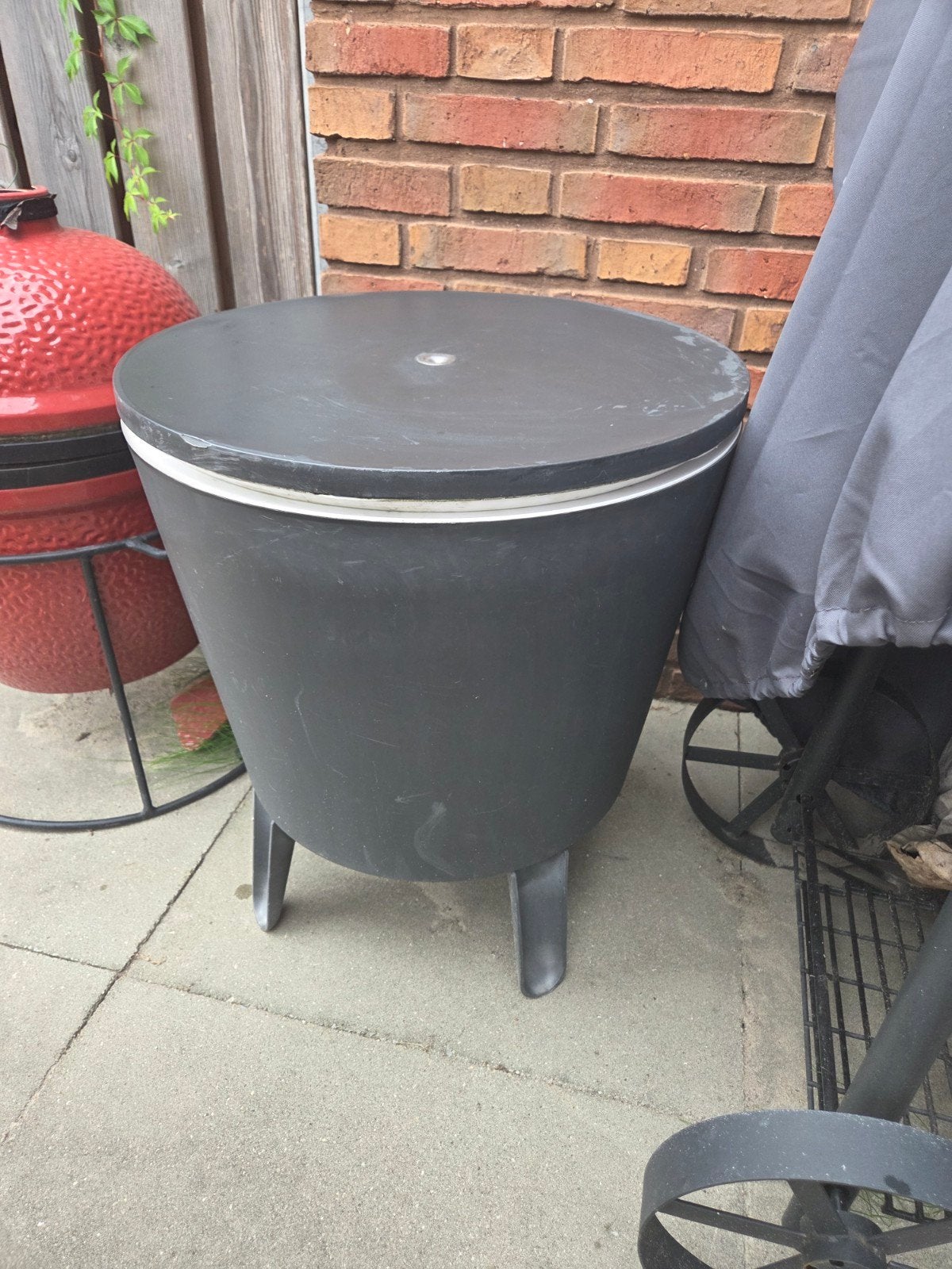 Koelbox bijzettafel - Ideaal voor tuin en terras, Ophalen, Gebruikt, Rond, Kunststof