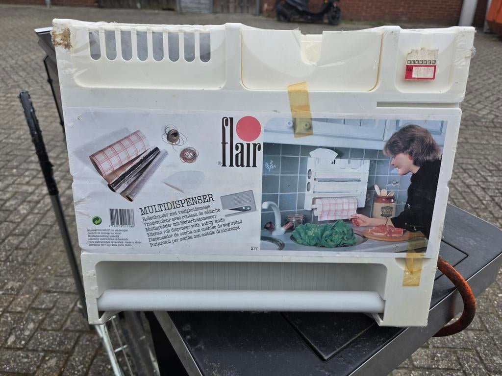 Nieuwe Flair Multidispenser - Keukenrolhouder met snijder, Huis en Inrichting, Keuken | Keukenbenodigdheden, Overige typen, Kunststof