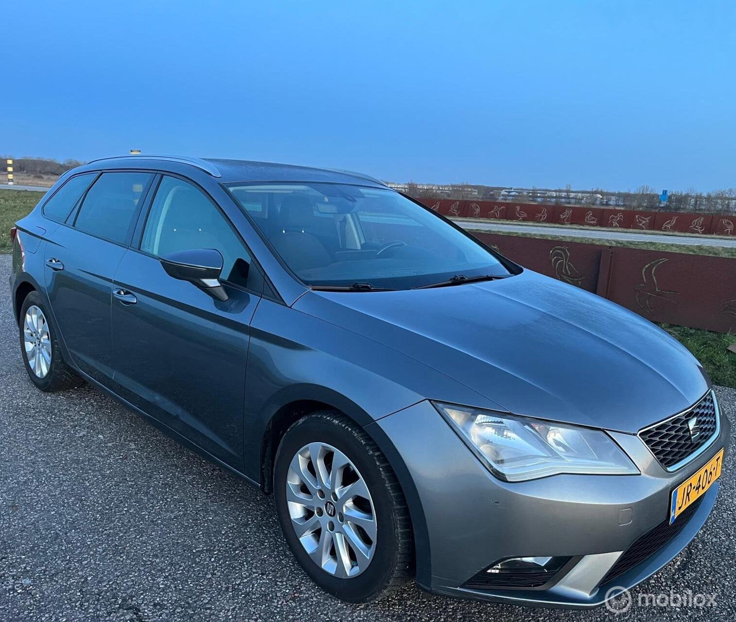 Seat Leon ST 1.6 TDI Style Connect Ecomotive, Auto's, Voorwielaandrijving, 28 km/l, Gebruikt, Euro 6