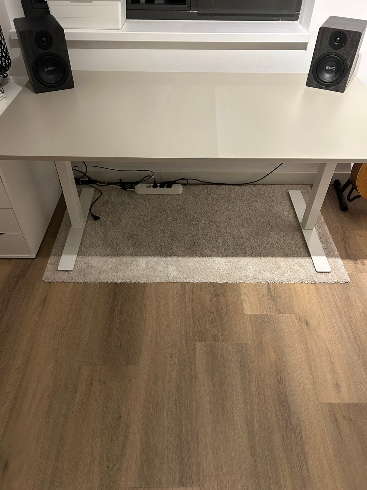 Ikea bureau te koop!, Huis en Inrichting, Ophalen, In hoogte verstelbaar, Zo goed als nieuw