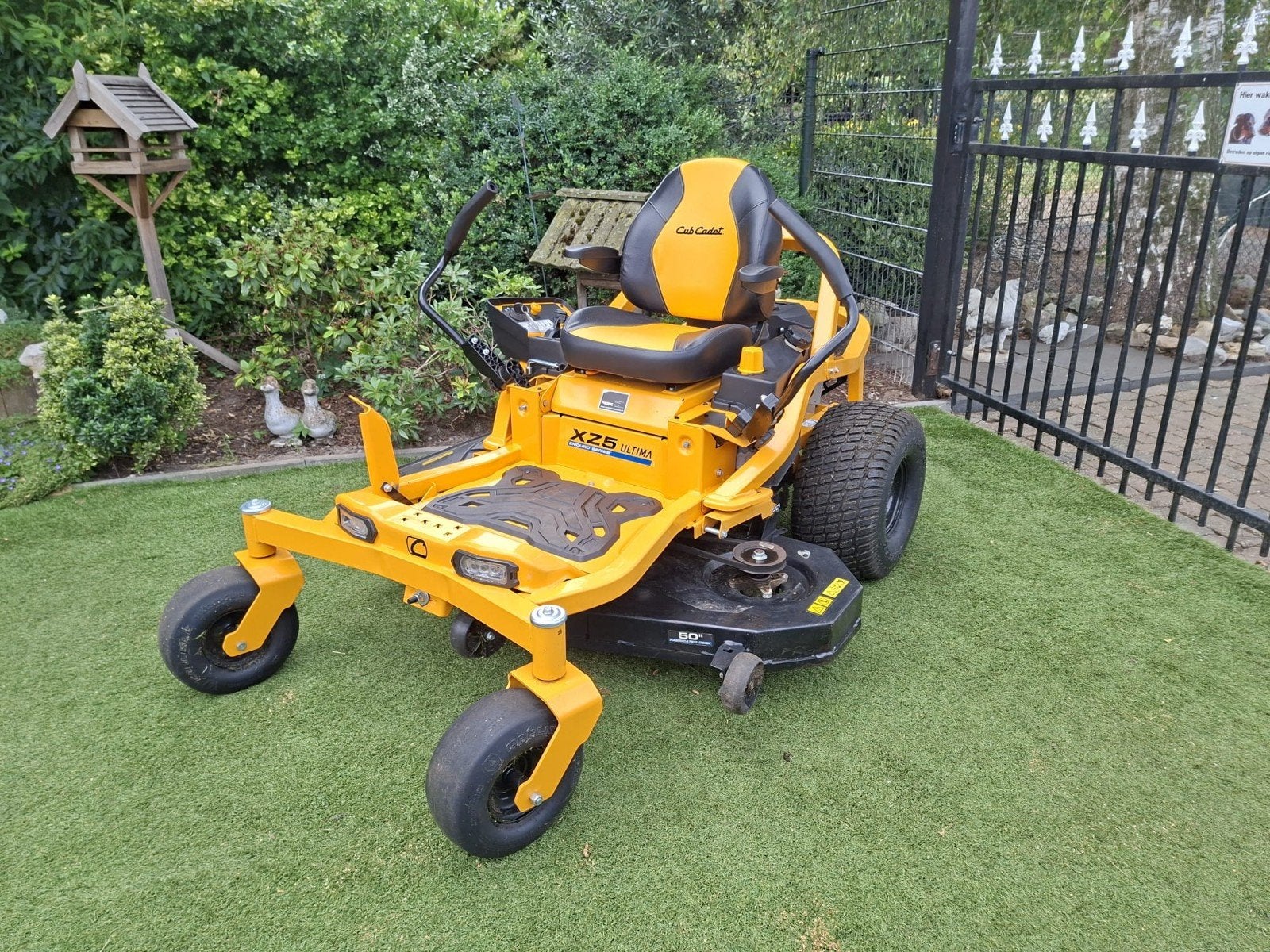 Prachtige cub cadet XZ5 L127 ULTIMA zero turn zitmaaier, Ophalen, Zo goed als nieuw, 120 cm of meer