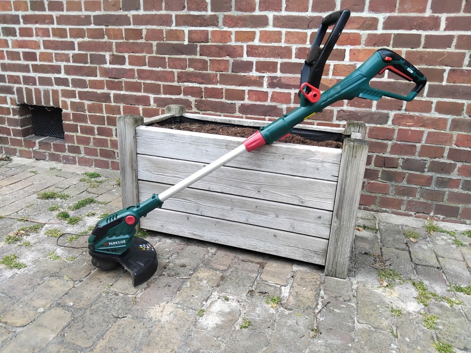Zeer nette Parkside 20 volt strimmer, Accu, Nieuw, Ophalen of Verzenden, Parkside