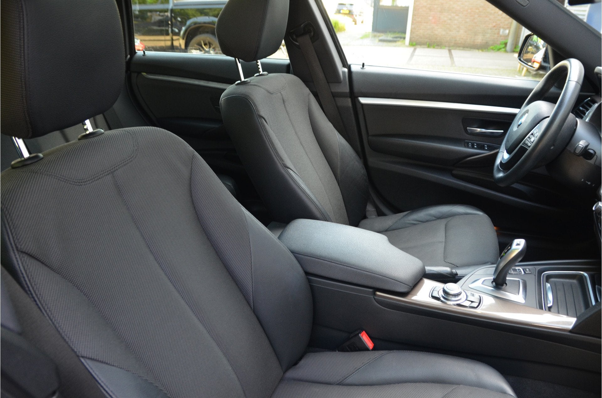 BMW 3-serie Gran Turismo 320i High Executive Pano, 18" Alumi, Automaat, 12 maanden, Achterwielaandrijving, Gebruikt