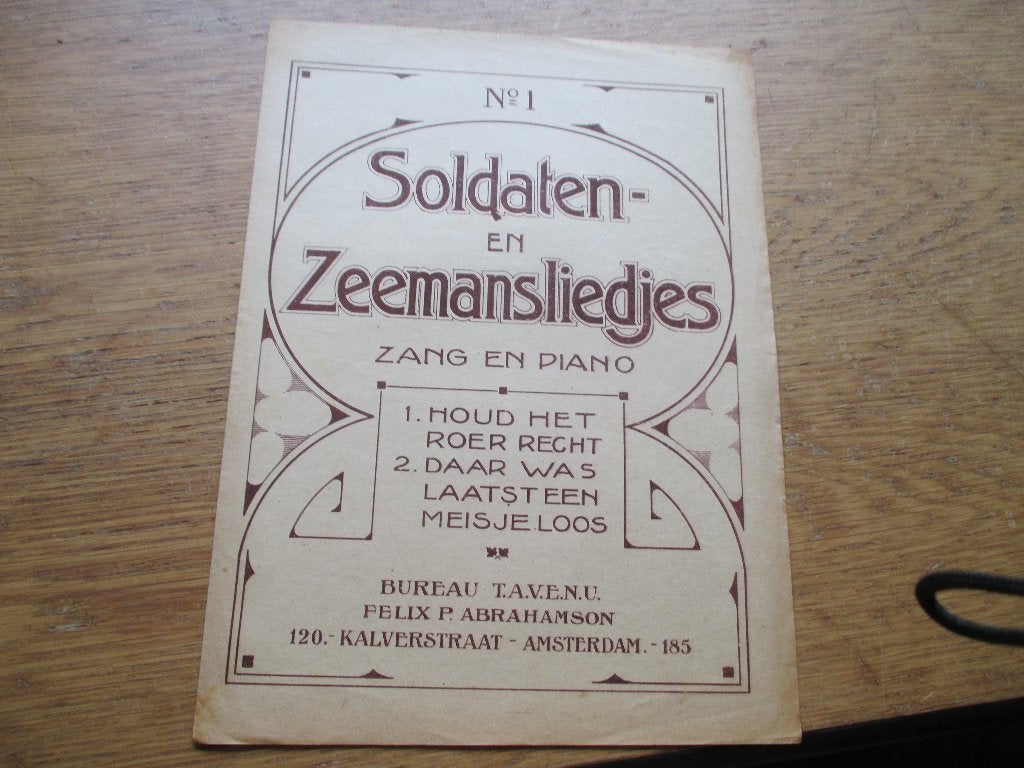 Soldaten- en Zeemansliedjes - Zang en Piano (Oud bladmuziek), Zang, Gebruikt, Ophalen of Verzenden, Thema