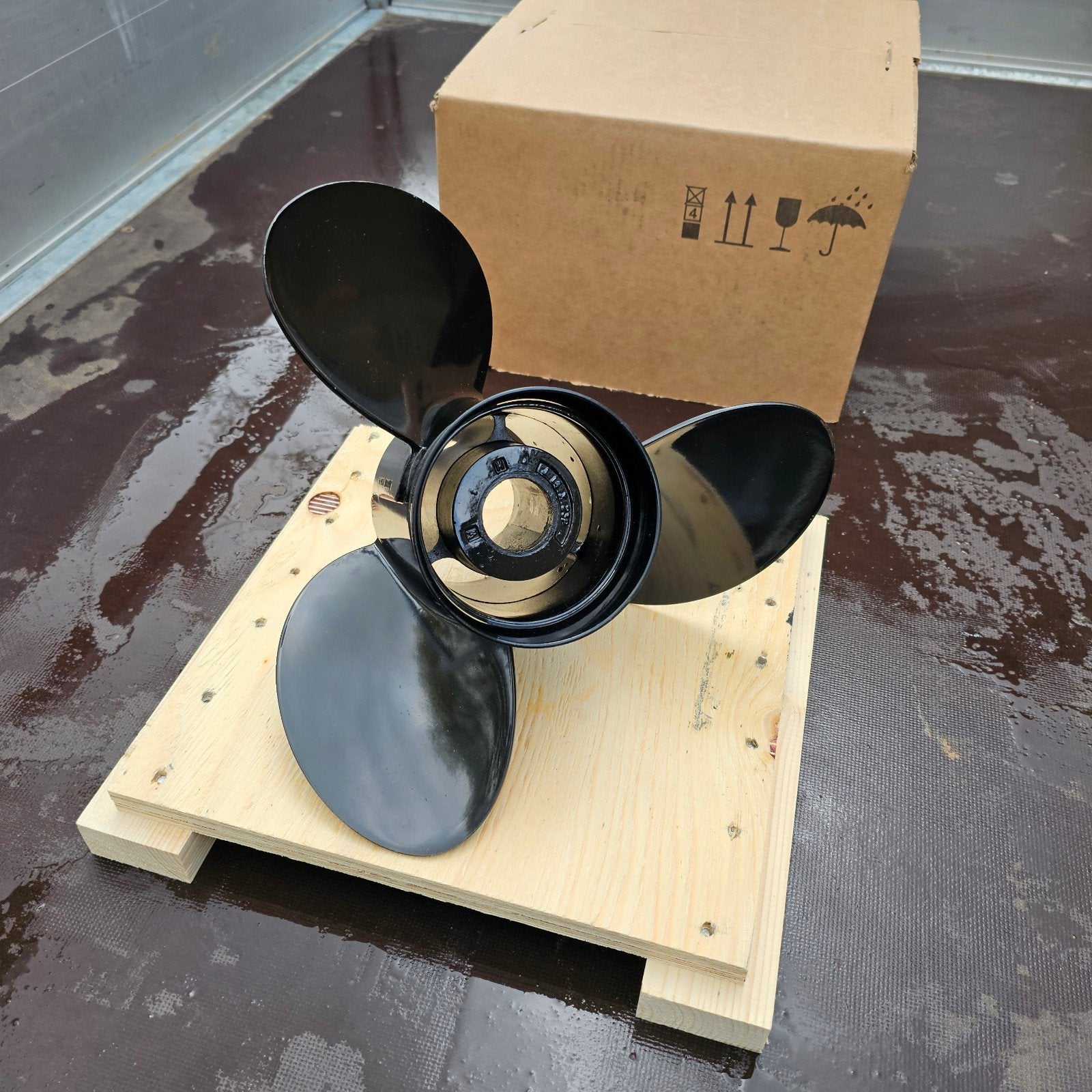 Mercruiser propeller Schroef 14x23P

(ZO GOED ALS NIEUW)

De, Ophalen of Verzenden, Motor en Techniek