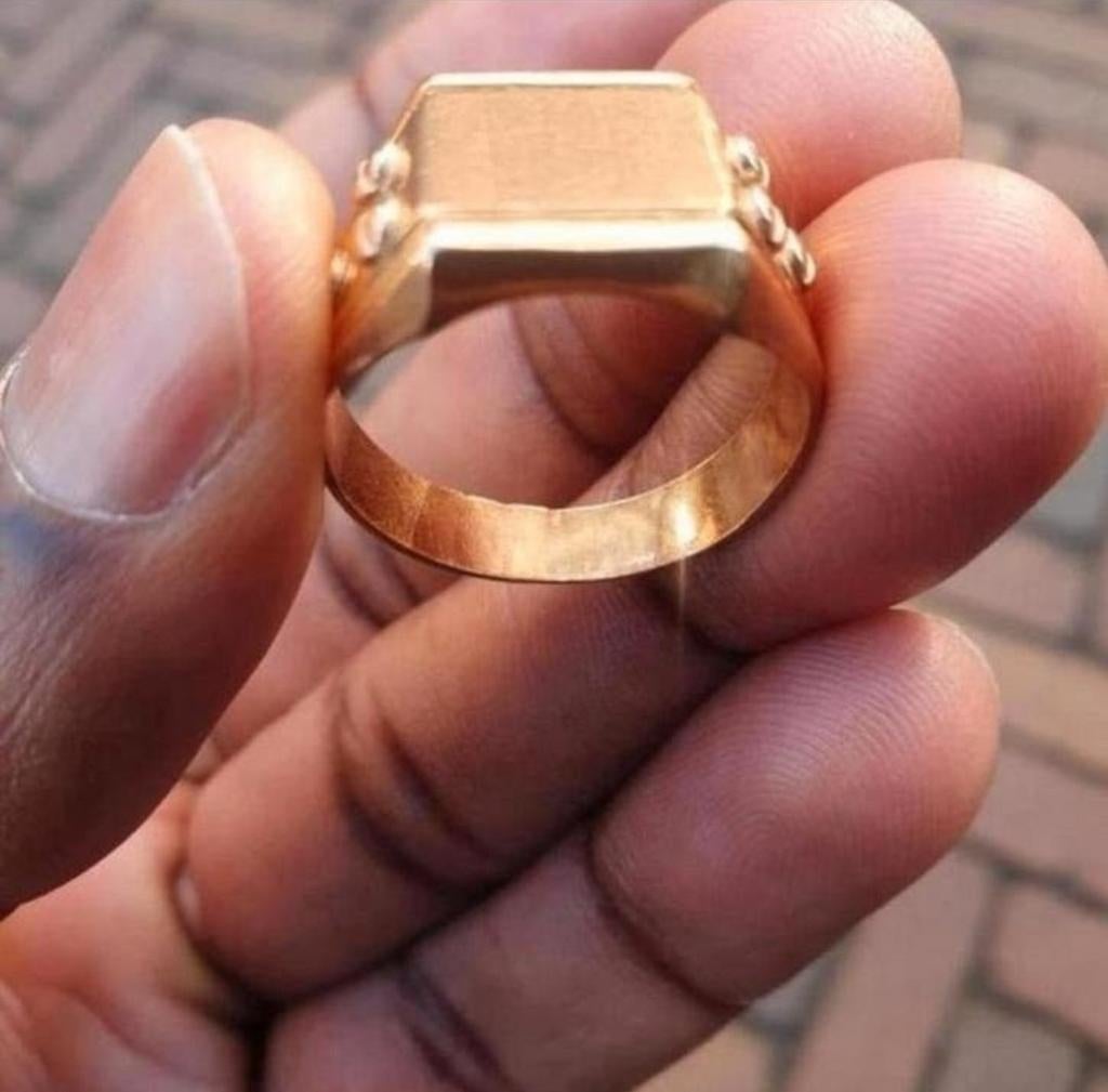 Gouden goud ring 18 karaat 750 heren zegelring goud, Sieraden, Tassen en Uiterlijk, Ringen, 20 of groter, Ophalen of Verzenden
