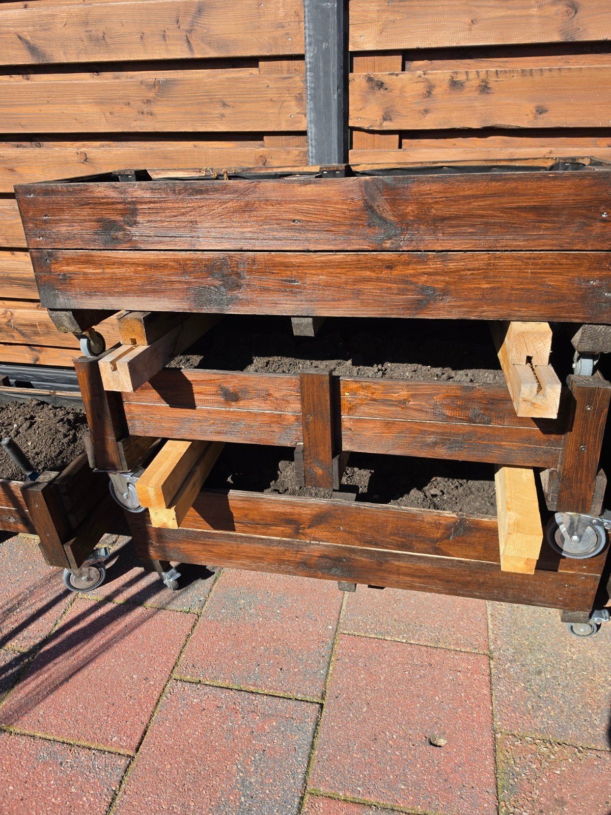 Houten plantenbakken op wielen - 3 stuks met tuinaarde, Ophalen, Gebruikt, 100 cm of meer, Balkon