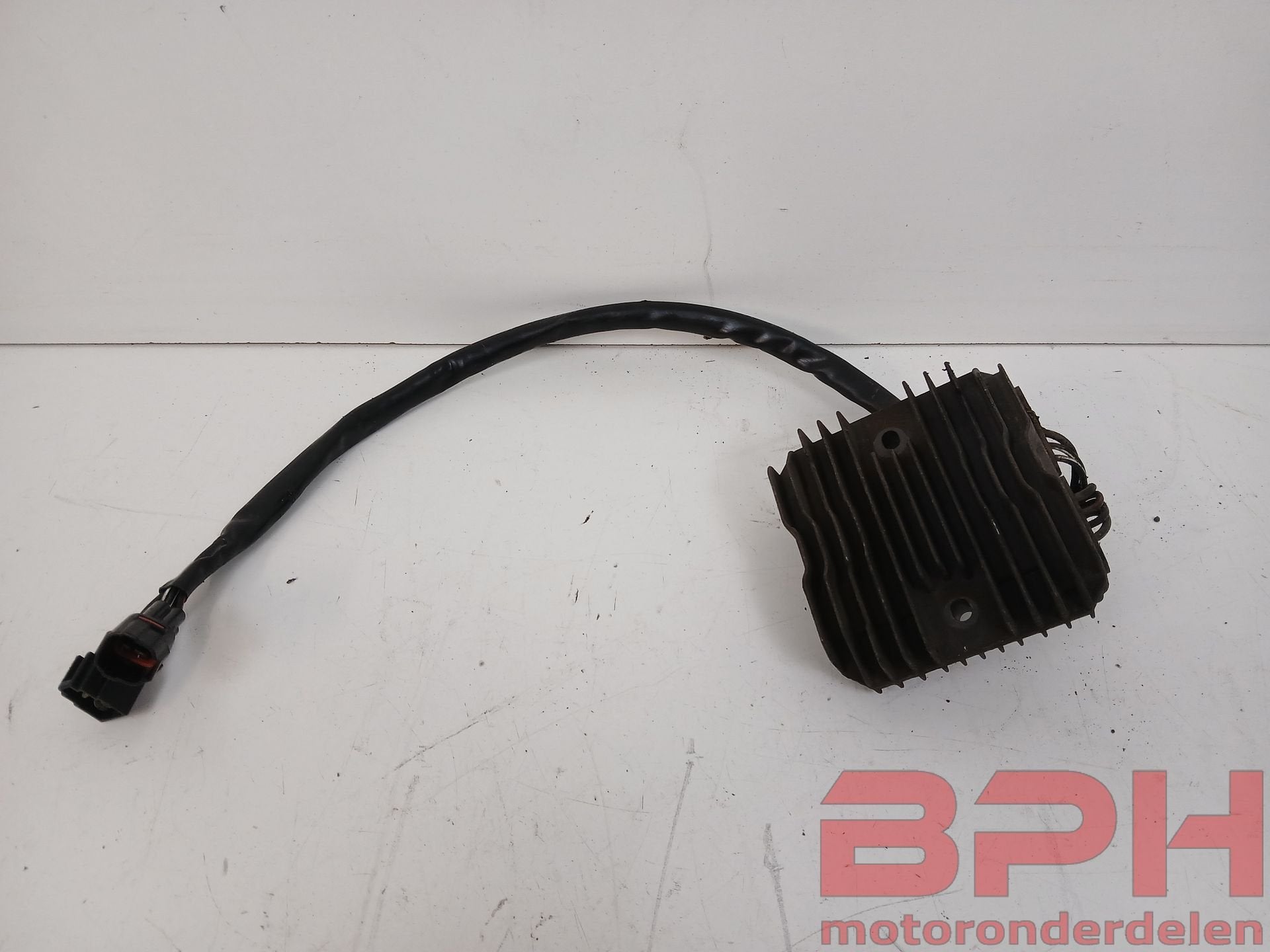Spanningsregelaar Suzuki GSX1300BK GSX1300 B-king Bking rect, Gebruikt, -, -, Ophalen of Verzenden