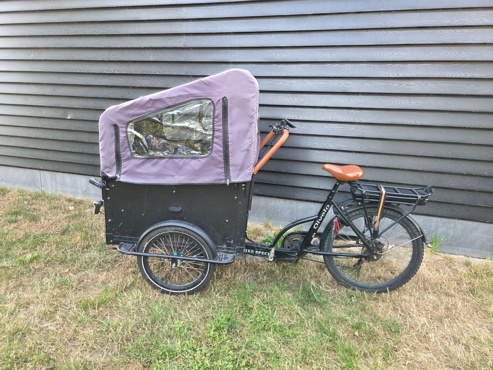 Elektrische bakfiets met huif merk troy - Ideaal voor kinder, Fietsen en Brommers, Fietsen | Bakfietsen, Gebruikt, Huif, 2 kinderen