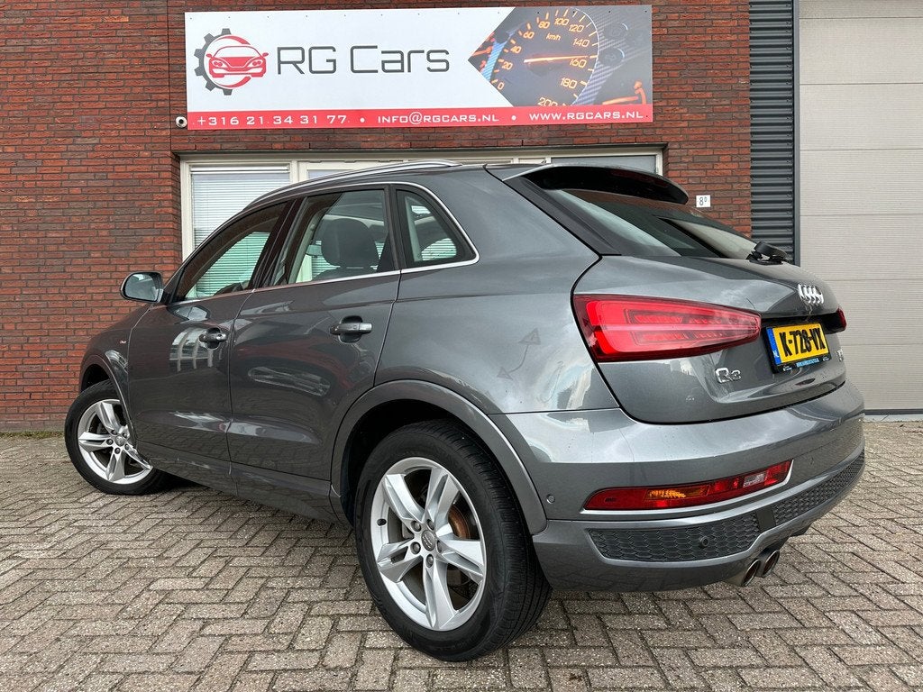 Audi Q3 2.0 TFSI quattro Sport Pro Line S / Pano / Leder / N, Automaat, 15 km/l, Gebruikt, 4 cilinders