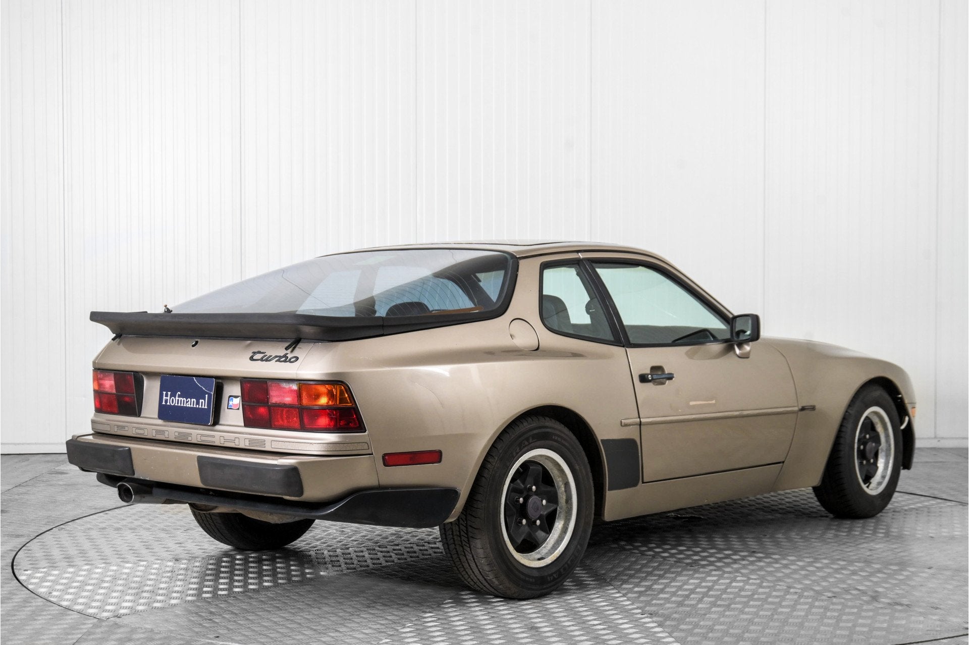 Porsche 944 2.5 Coupé (bj 1983), Achterwielaandrijving, Gebruikt, 4 cilinders, 1194 kg
