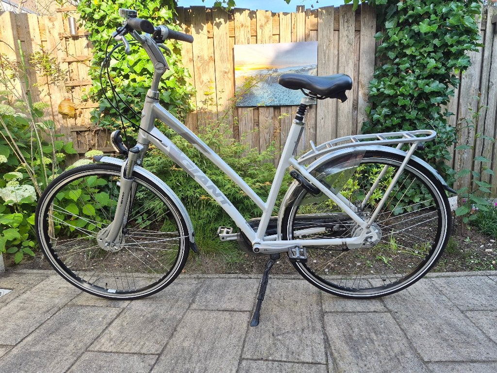 ZEER MOOIE Giant Cosmo Nexus 7V damesfiets maat 56, Fietsen en Brommers, Fietsen | Dames | Damesfietsen, Ophalen, Gebruikt, Versnellingen