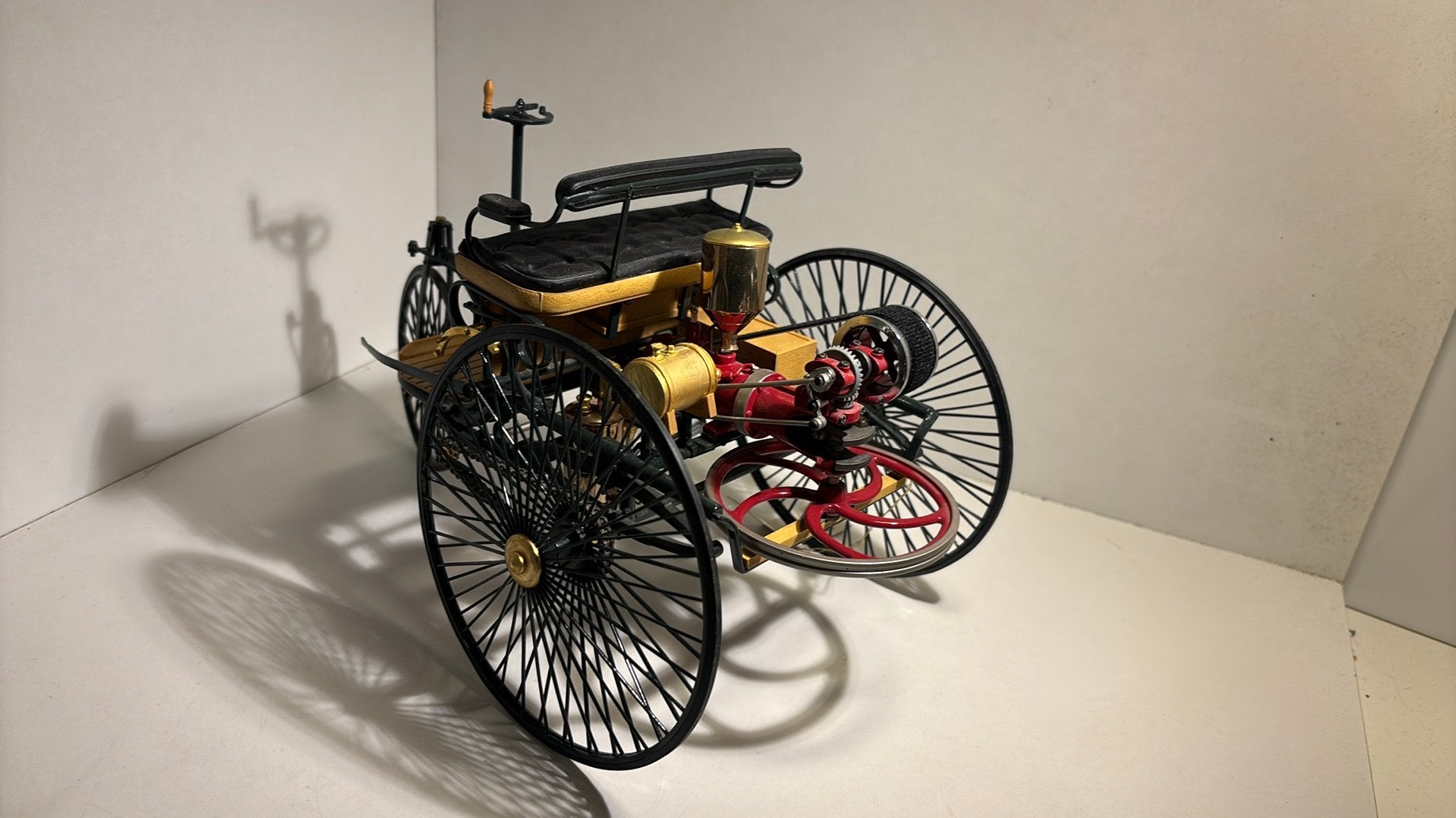 The benz patent moterwagen 1886 franklin mint 1.8, Ophalen of Verzenden, A, A, A