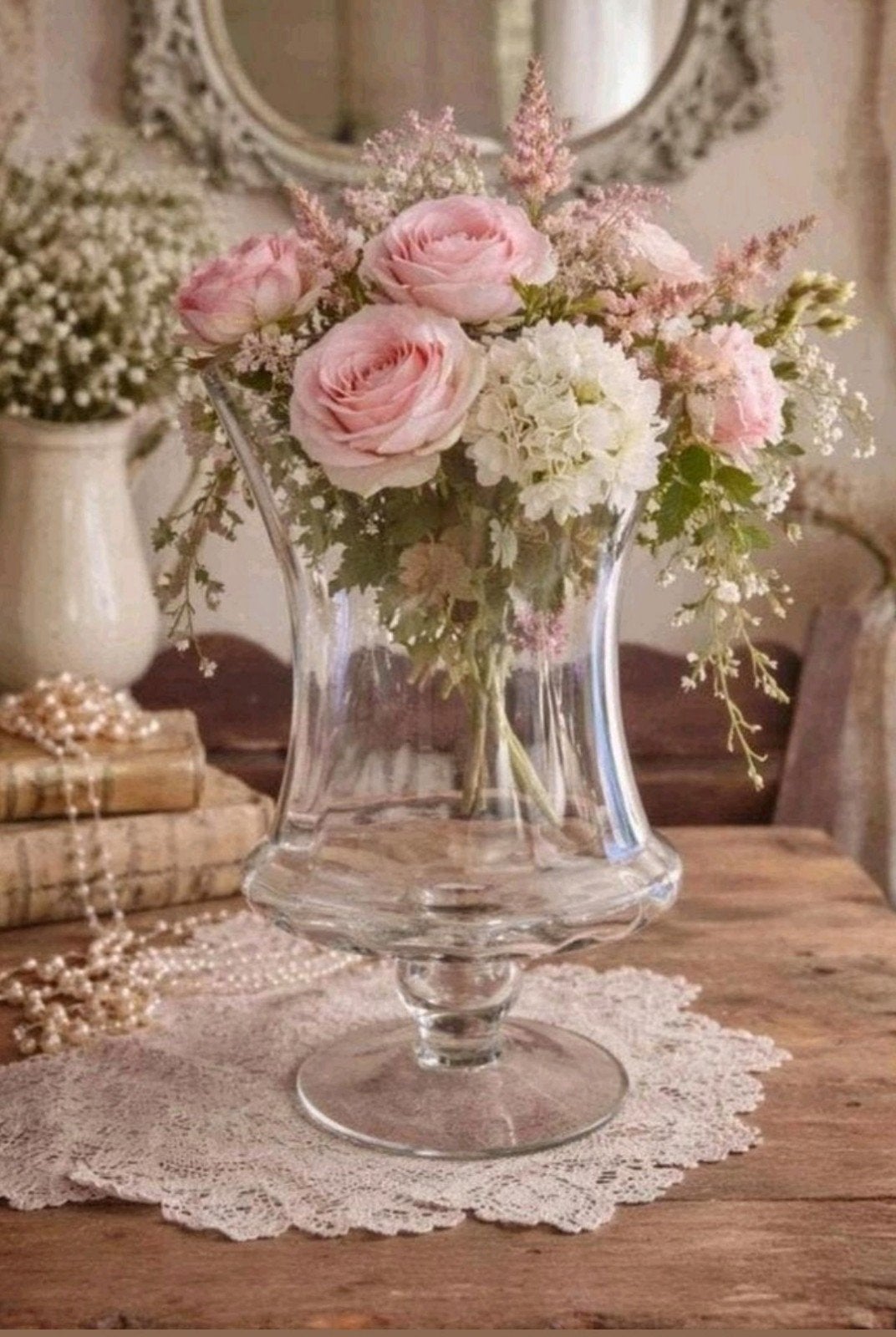 Grote glazen louvre vaas/windlicht op voet shabby chic style, Ophalen