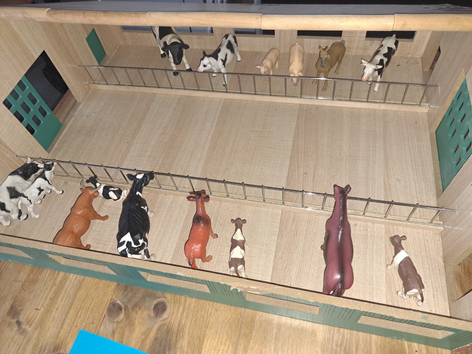 Houten speelgoed schuur/stal voor dieren, Ophalen of Verzenden, Gebruikt, Jongen of Meisje