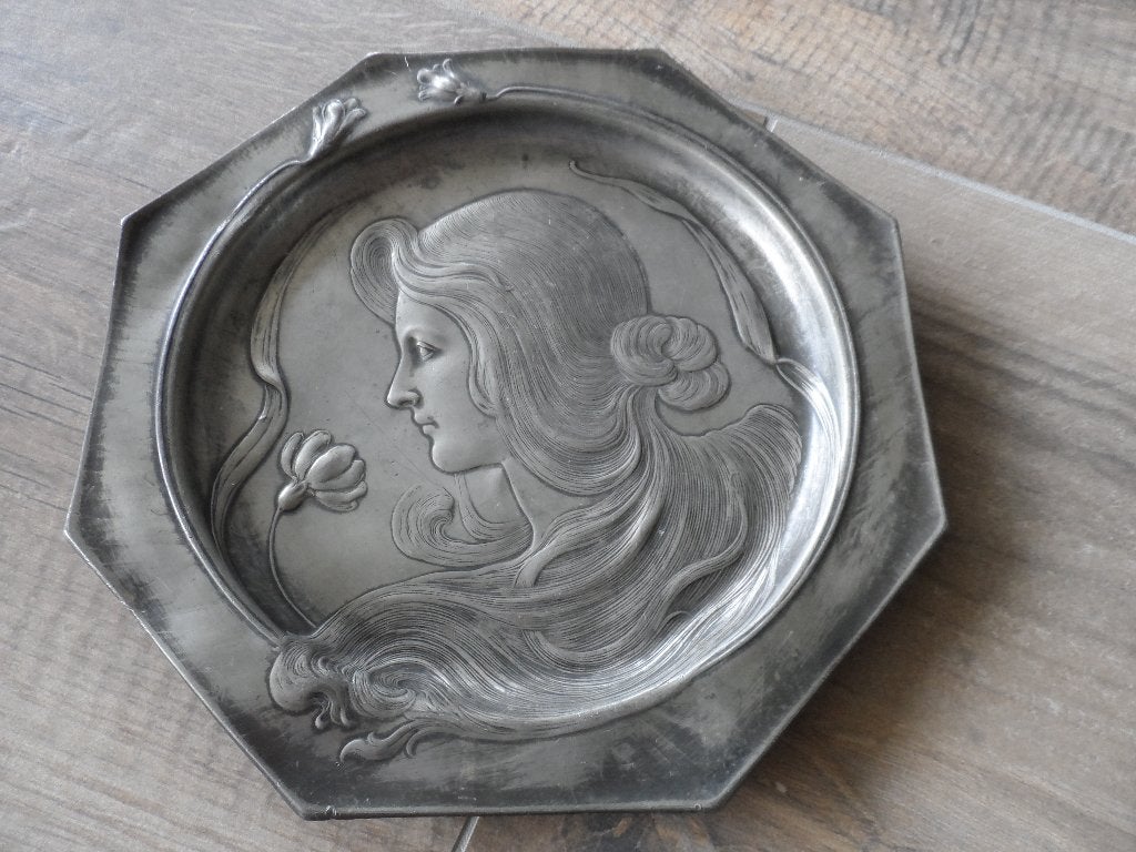 Tin - Art Nouveau., Ophalen of Verzenden