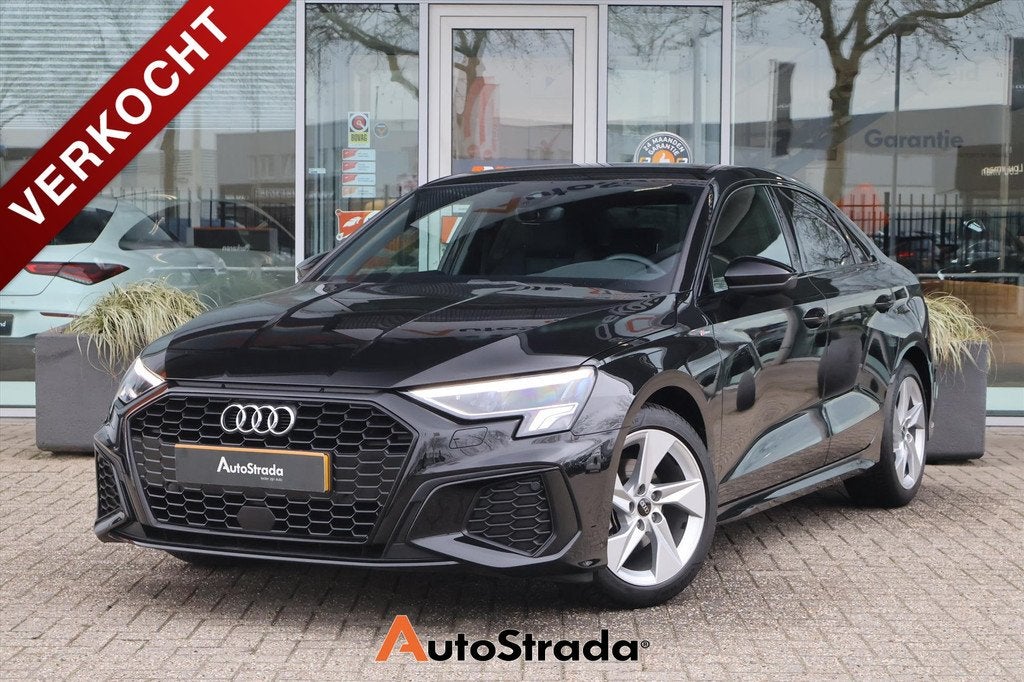 Audi A3 Limousine 35 S-Line TFSI 150pk | B&O Audio | Climate, Auto's, 4 cilinders, Leder en Stof, Zwart, Origineel Nederlands