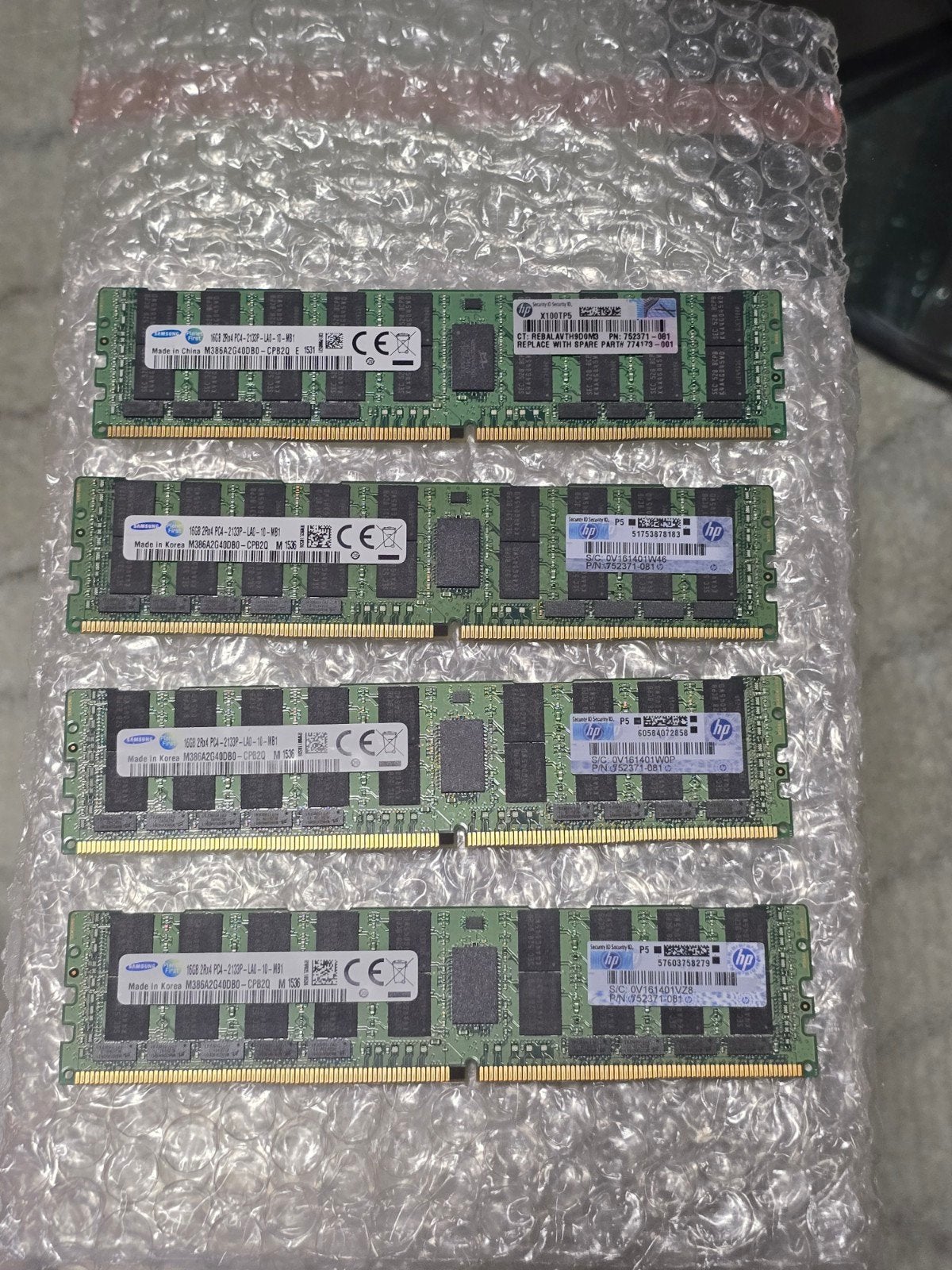 Te koop 4x 16 GB DDR4 server geheugen, Computers en Software, RAM geheugen, DDR4, Ophalen of Verzenden, Zo goed als nieuw, Desktop